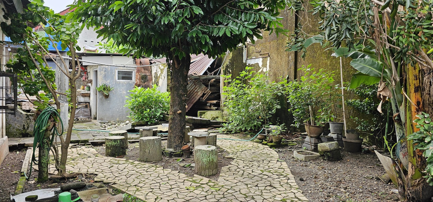 Rumah Lama Strategis Berada Di Tengah Kota Wisata Kraton Yogyakarta