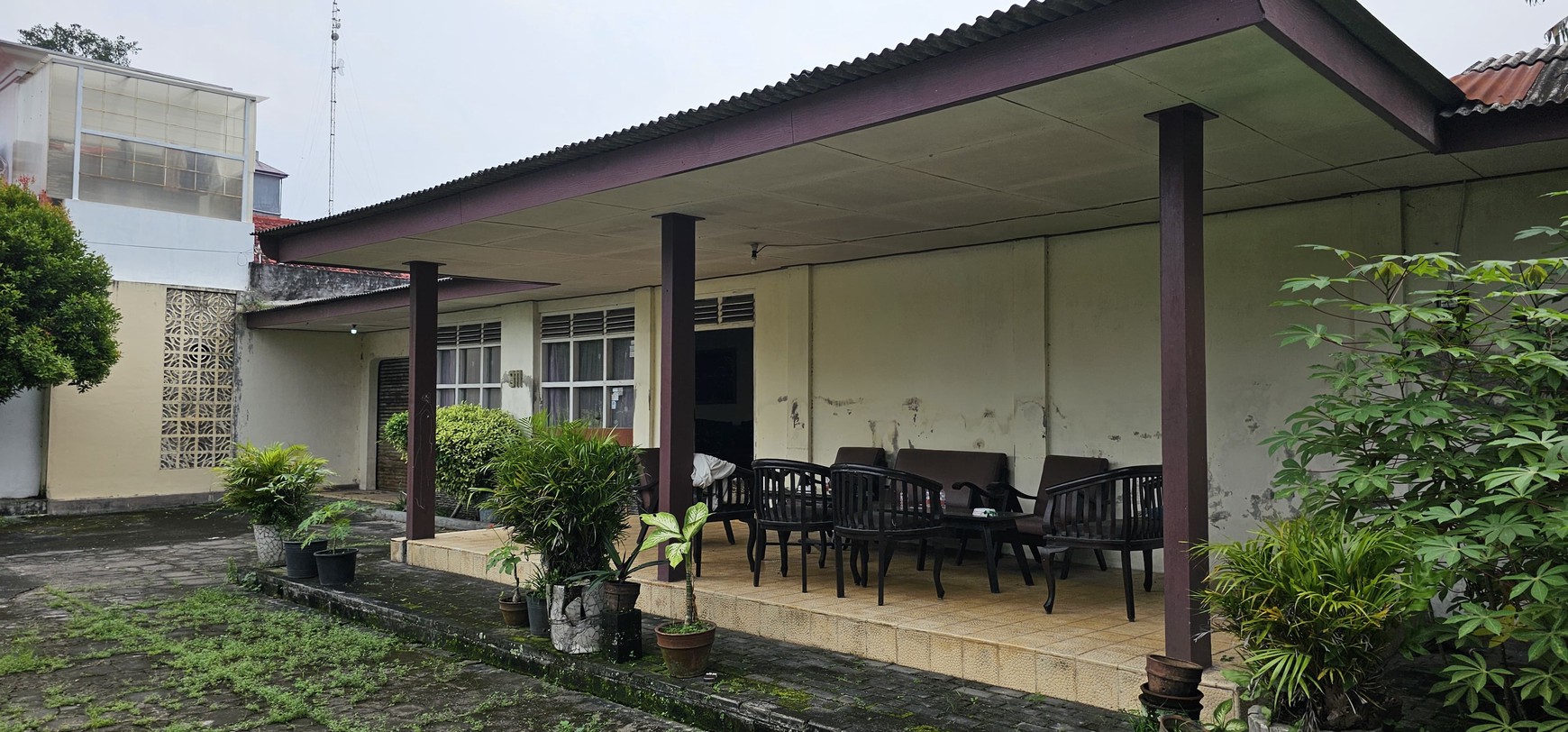 Rumah Lama Strategis Berada Di Tengah Kota Wisata Kraton Yogyakarta