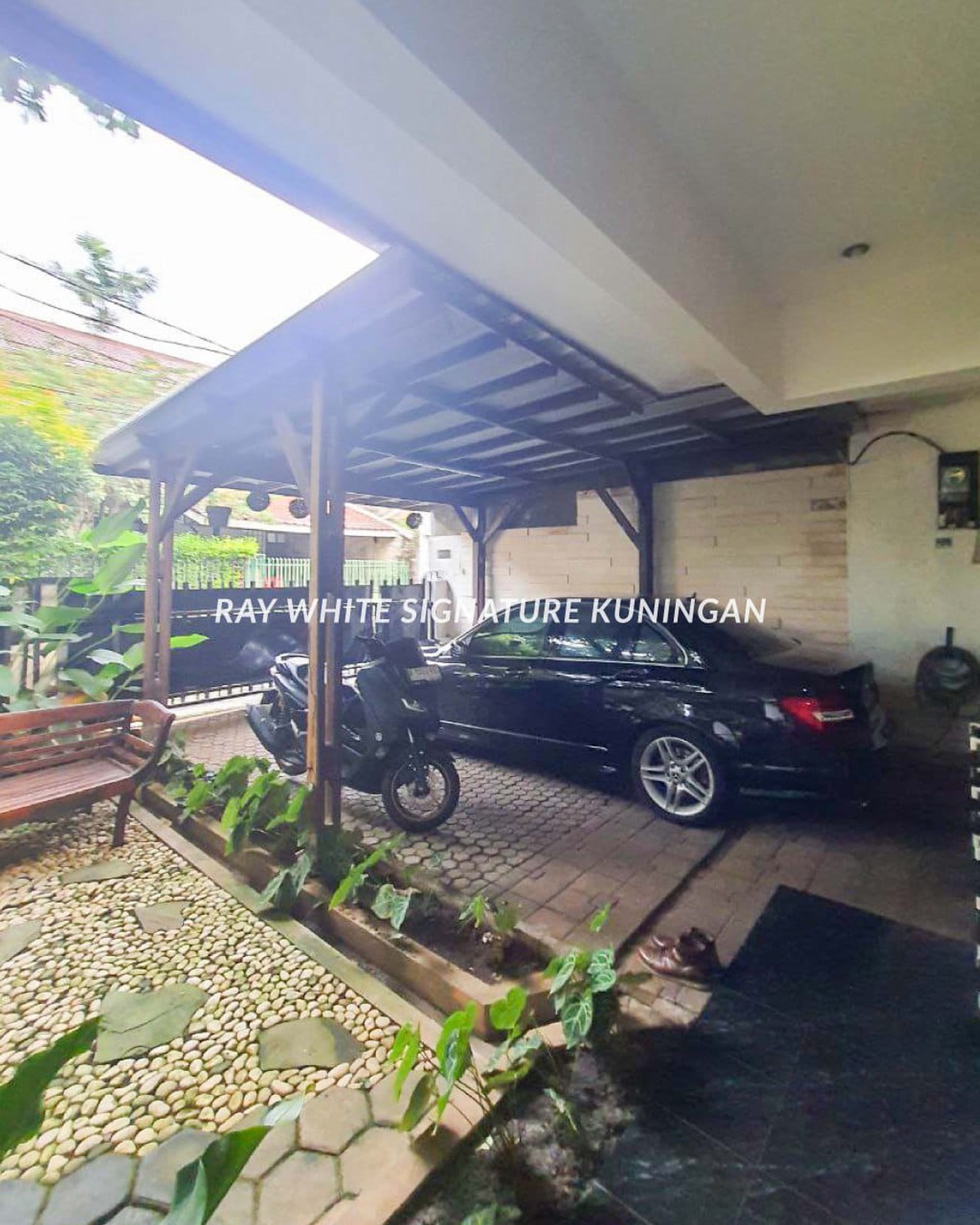 Jual Rumah Asri dan Tenang, Serta Lokasi yang Srategis di Cilandak