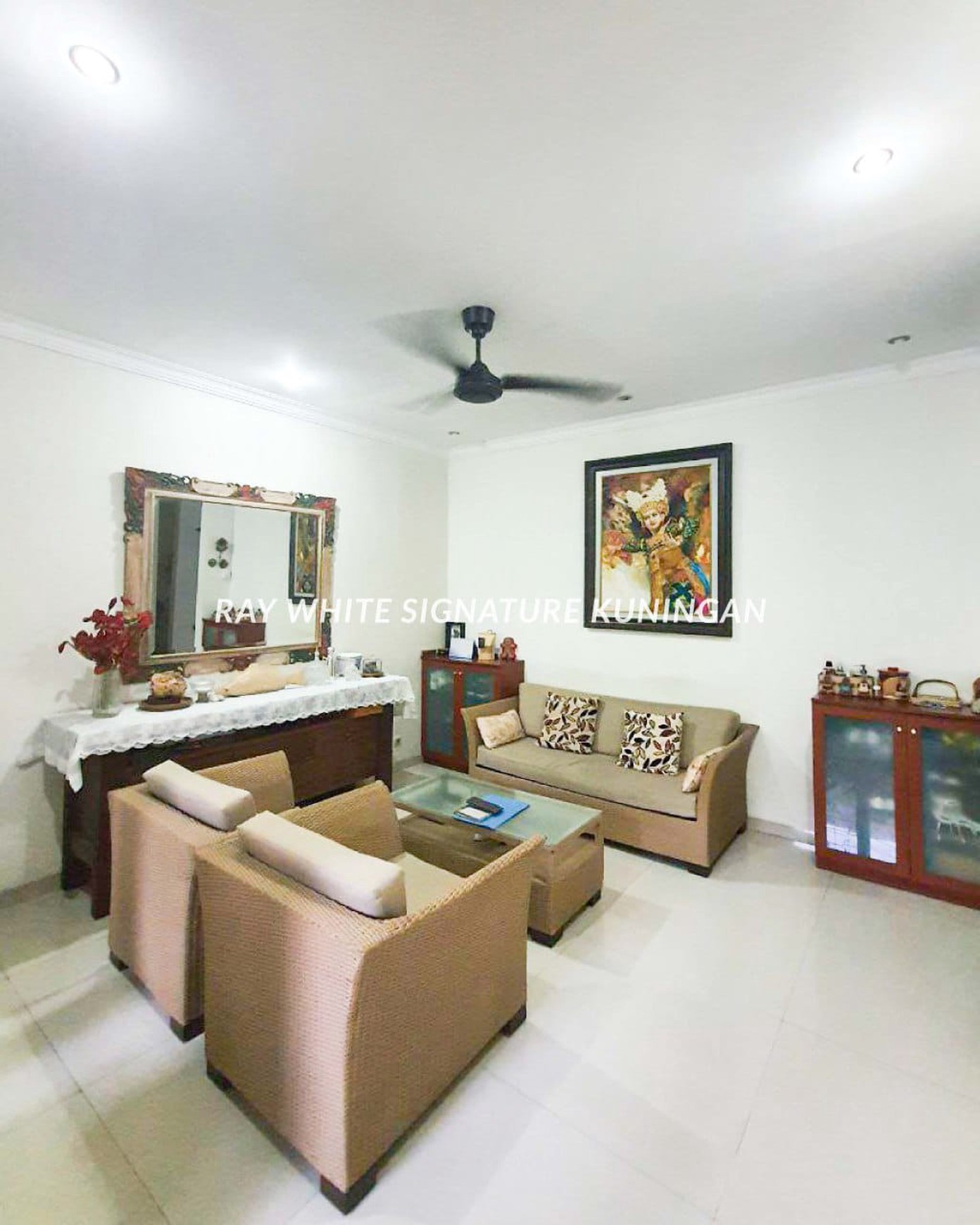 Jual Rumah Asri dan Tenang, Serta Lokasi yang Srategis di Cilandak