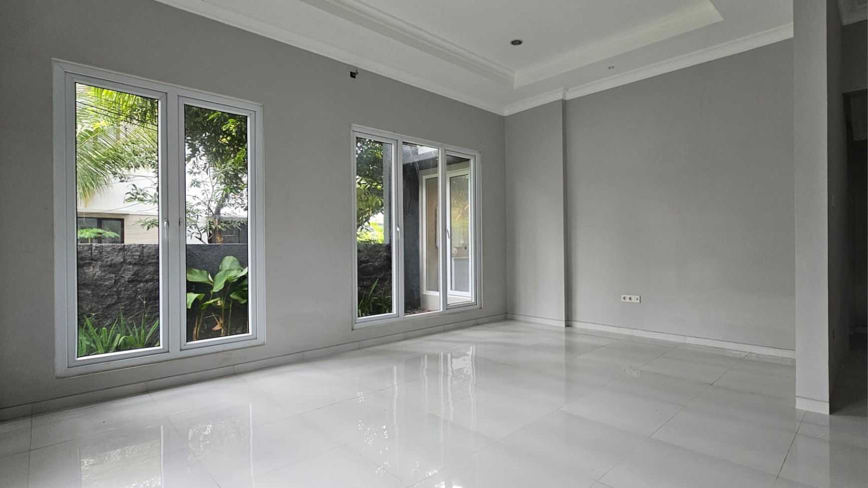 Rumah Cantik 3 Lantai dengan Desain Modern Posisi HOOK @Bintaro Sektor 9