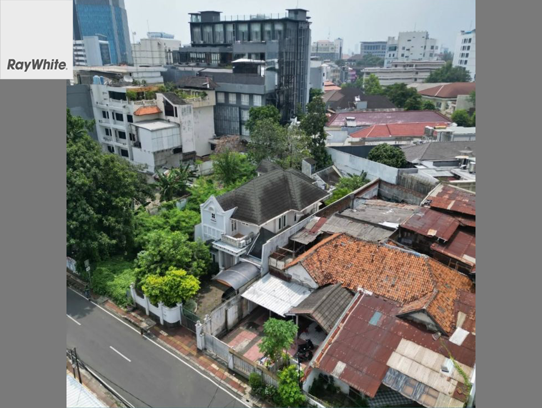 FOR SALE Rumah Komersial Hitung Tanah Area Bagus Dekat MH Thamrin Menteng Jakarta Pusat #Ev