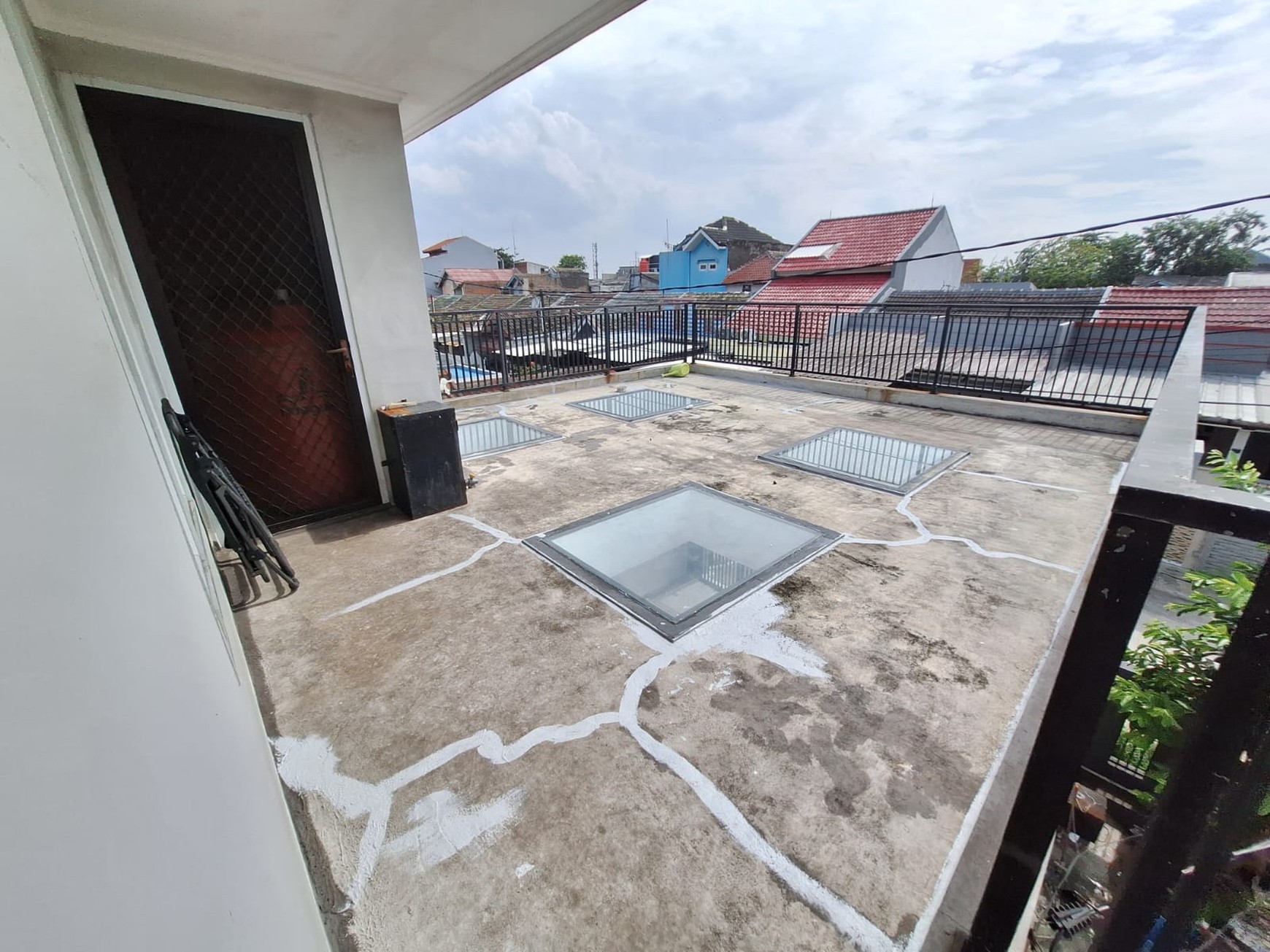 Dijual/Disewa Rumah di Jl.Taman Harapan Baru Bekasi