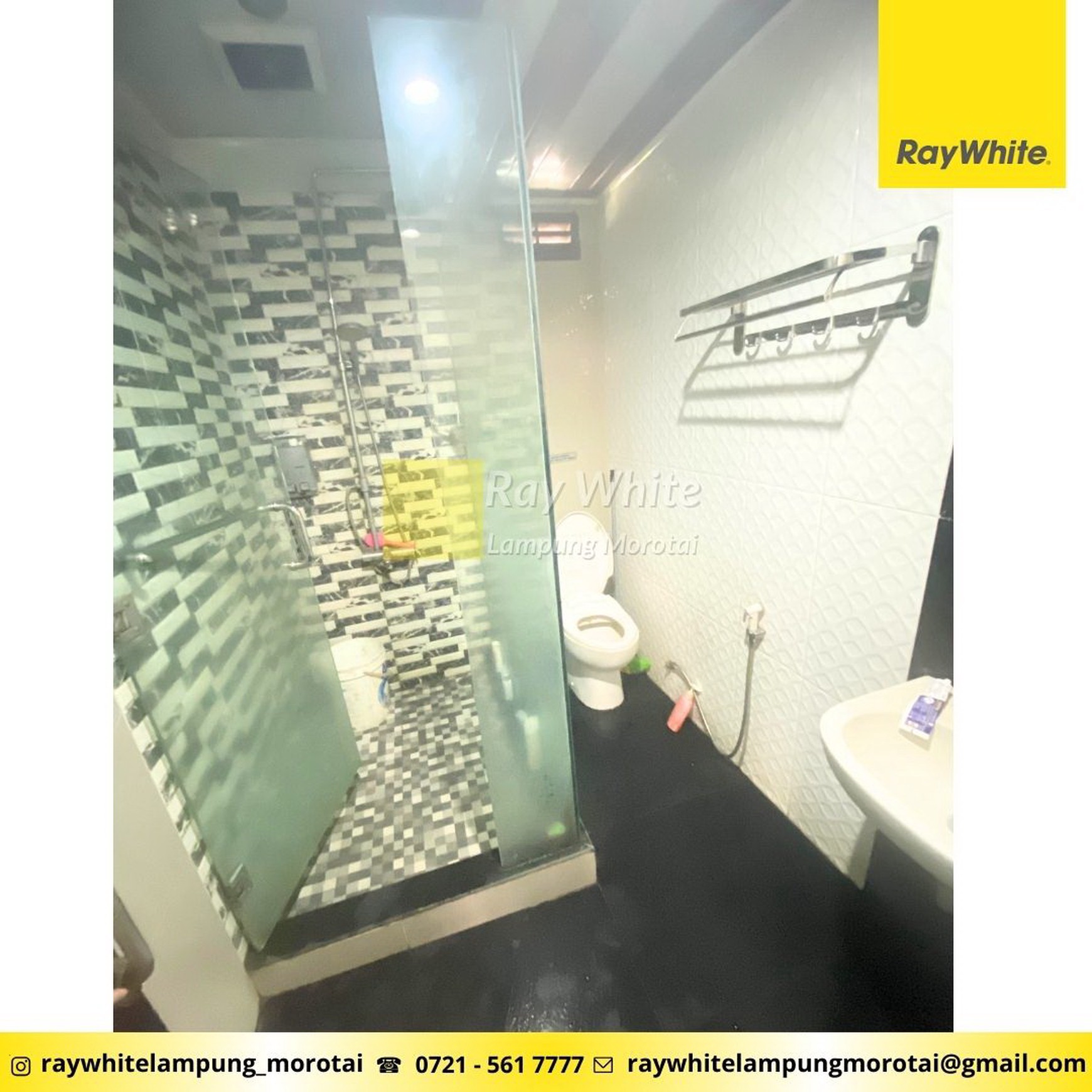 Dijual rumah besar metro