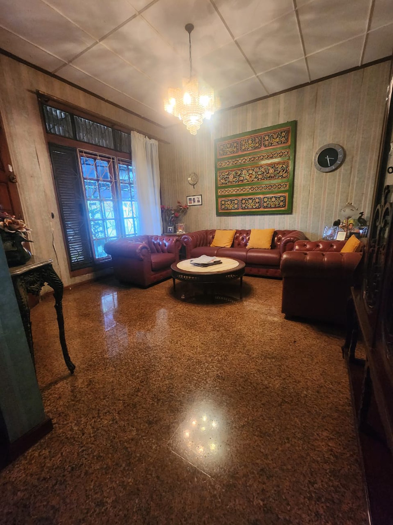 Rumah di Ciledug Luas Tanah 620 m2 - Lokasi Strategis Tangerang Selatan