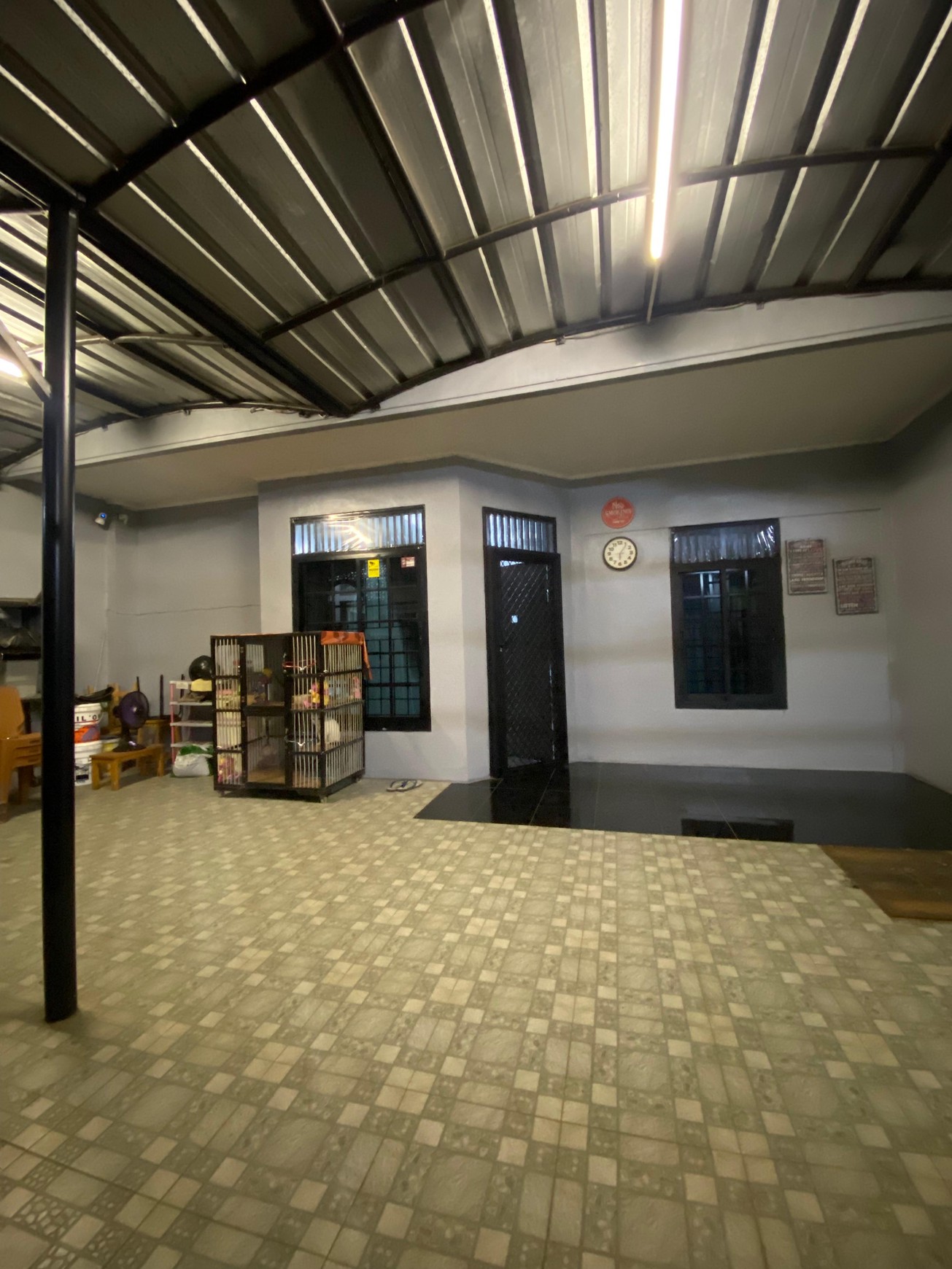 Rumah 2 Lantai di Sawangan - Dekat ke Tol dan Pasar Raya Parung