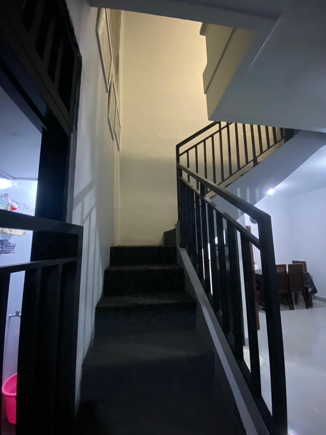 Rumah 2 Lantai di Sawangan - Dekat ke Tol dan Pasar Raya Parung