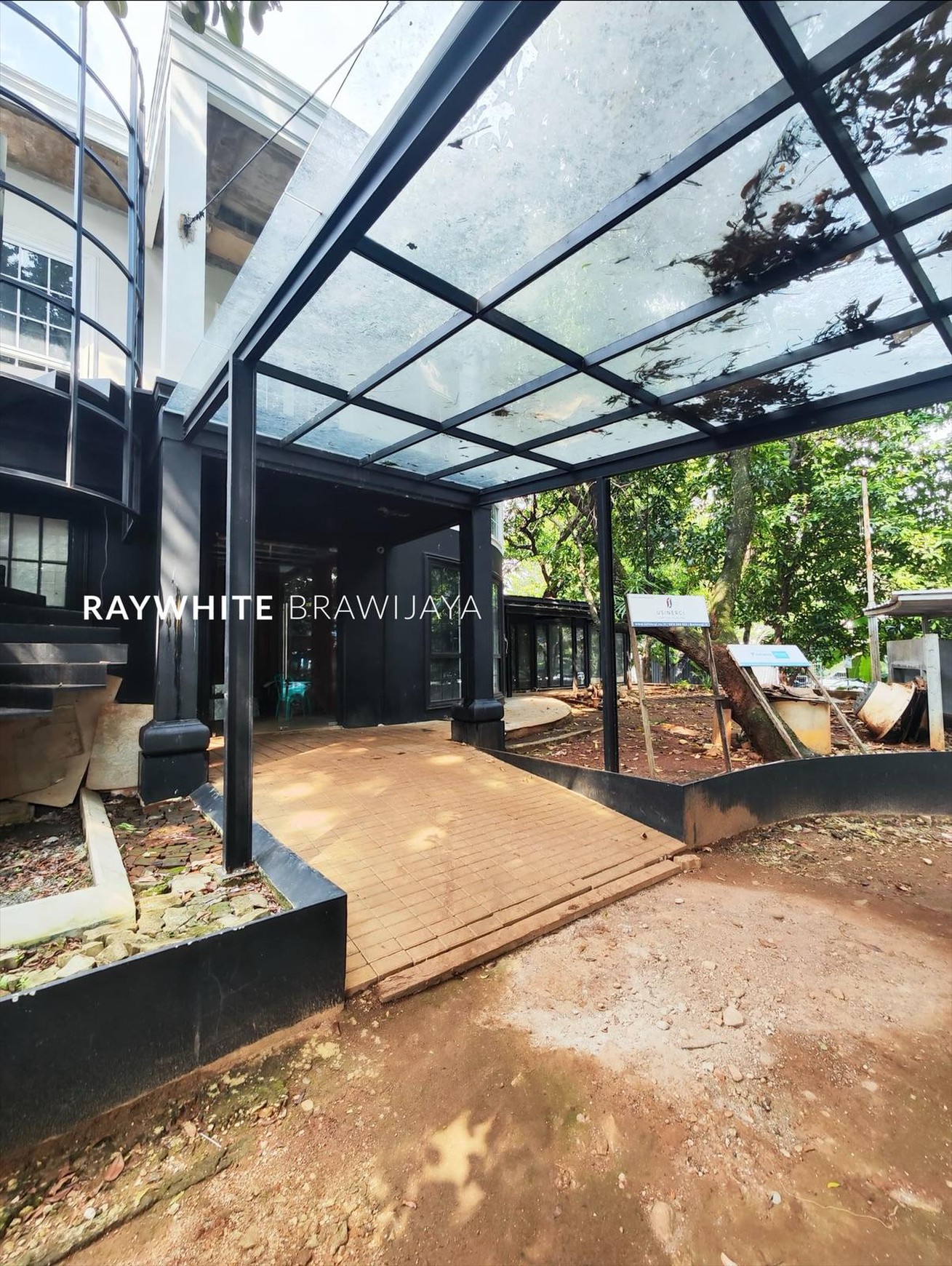 Rumah cocok Untuk Usaha Lokasi Strategis Area Wijaya Kebayoran Baru