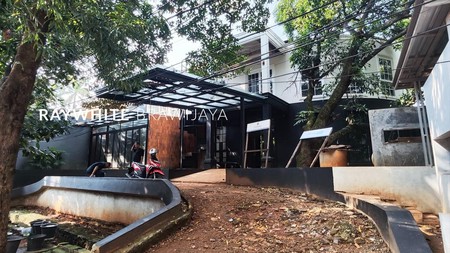 Rumah cocok Untuk Usaha Lokasi Strategis Area Wijaya Kebayoran Baru