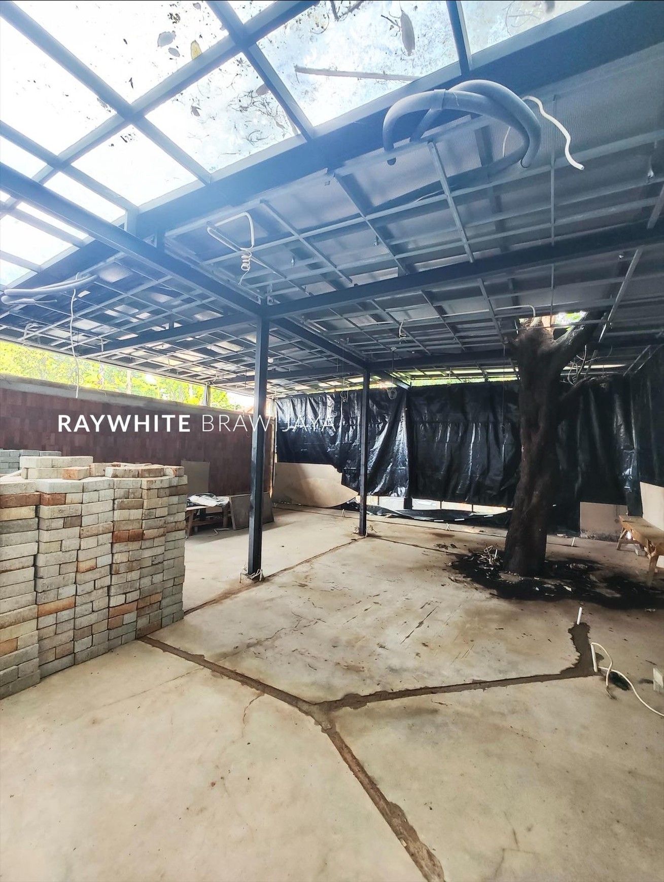 Rumah cocok Untuk Usaha Lokasi Strategis Area Wijaya Kebayoran Baru