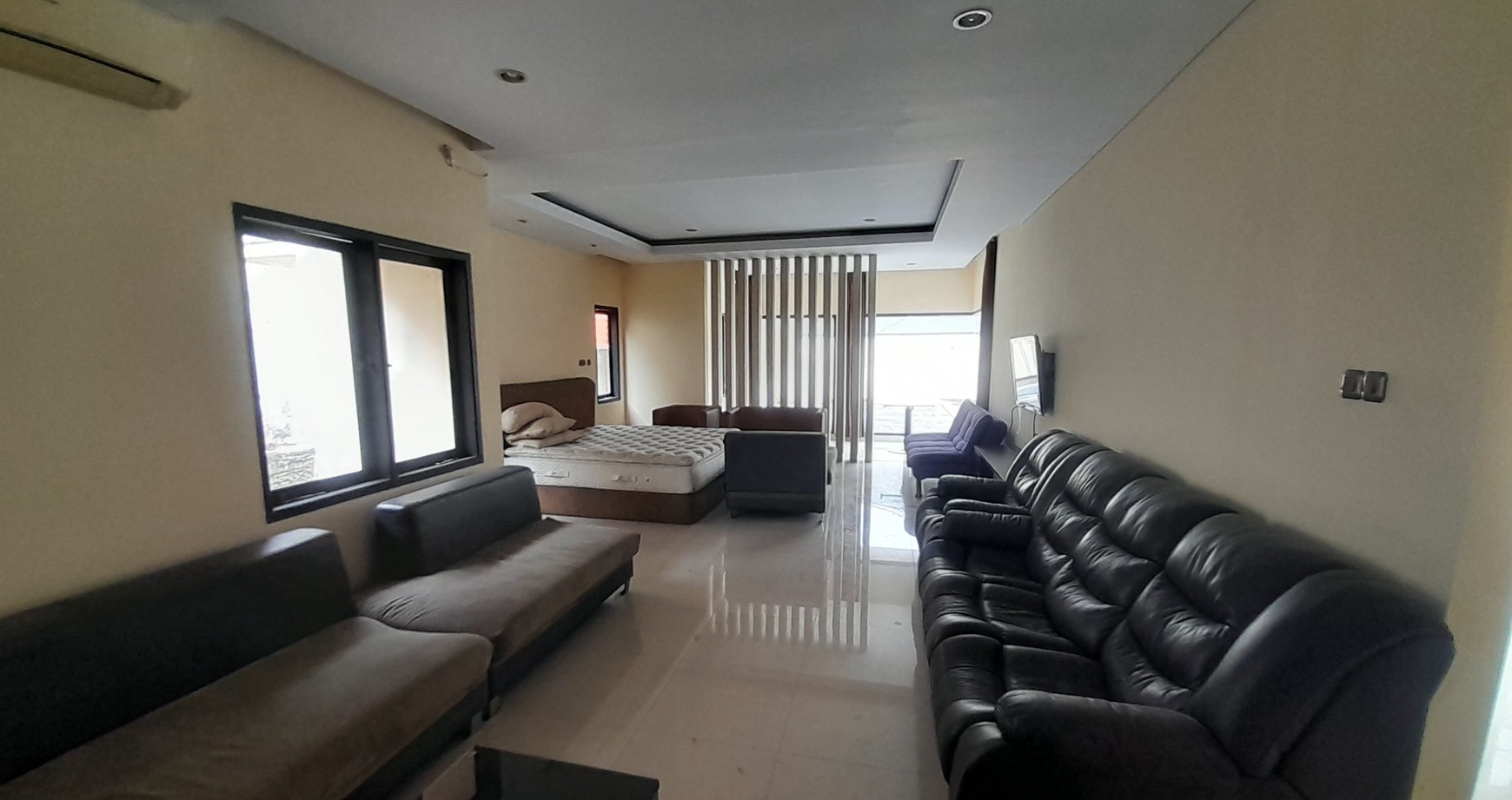 Rumah 2 lantai area Cibubur, Jakarta Timur