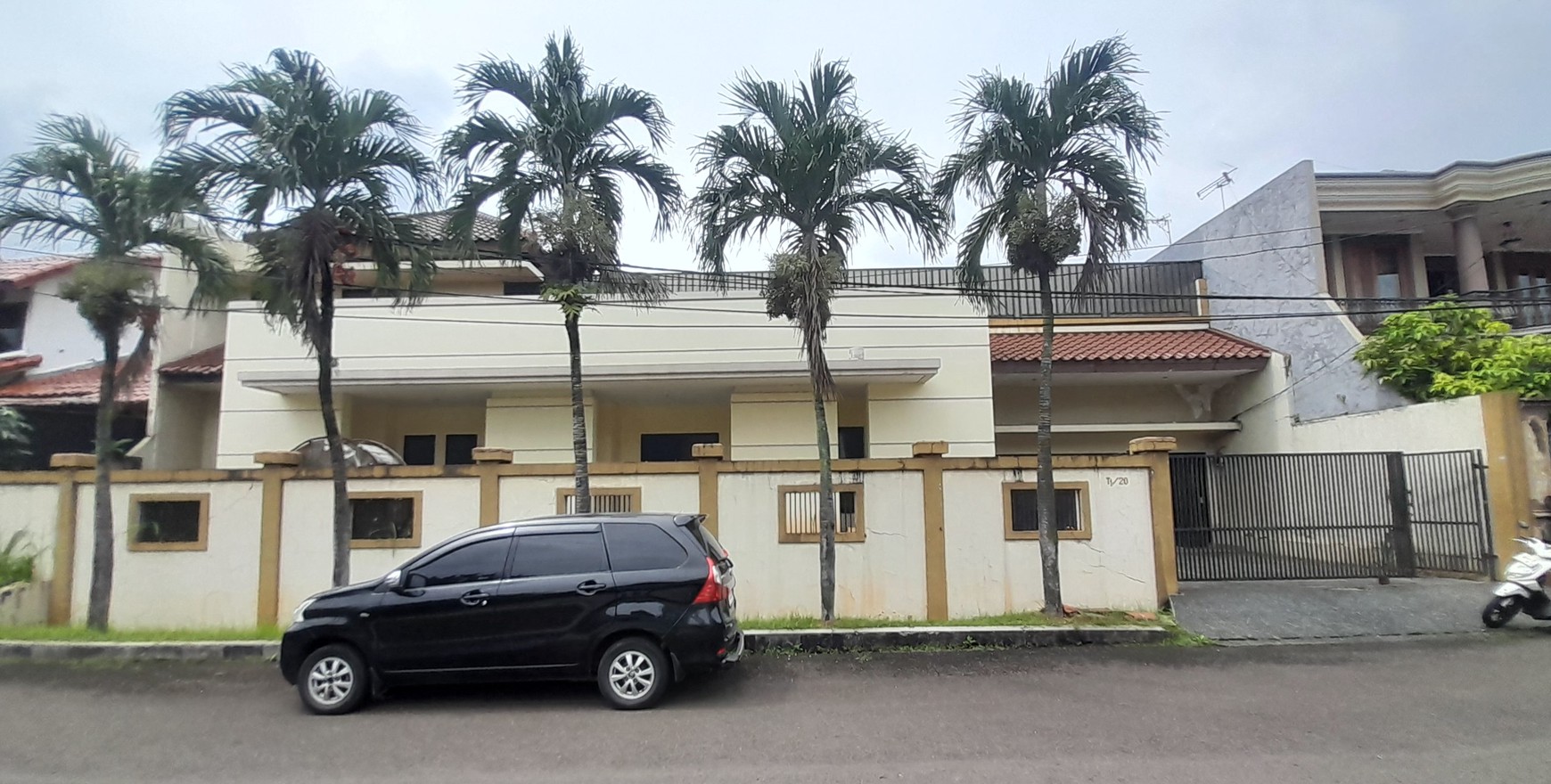 Rumah 2 lantai area Cibubur, Jakarta Timur