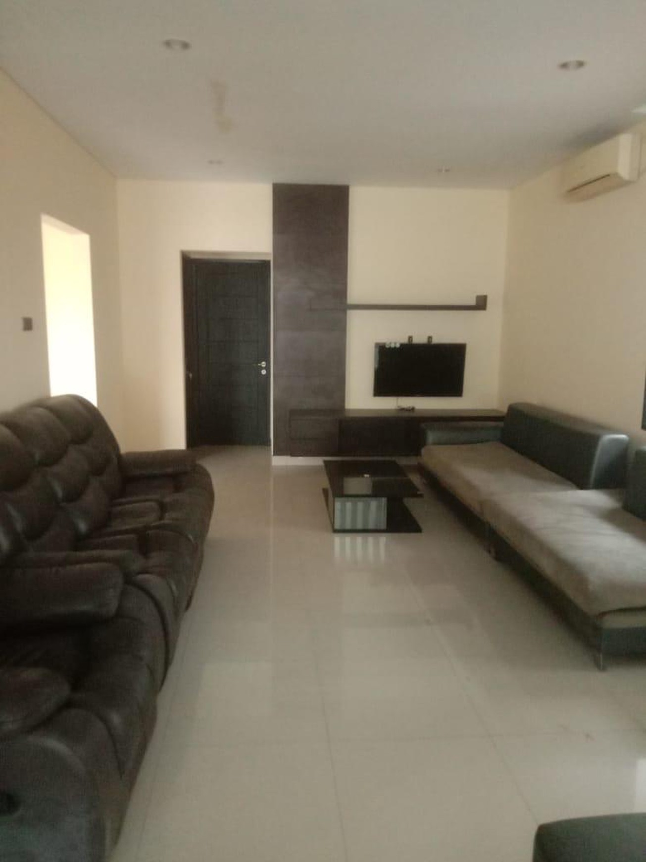 Rumah 2 lantai area Cibubur, Jakarta Timur