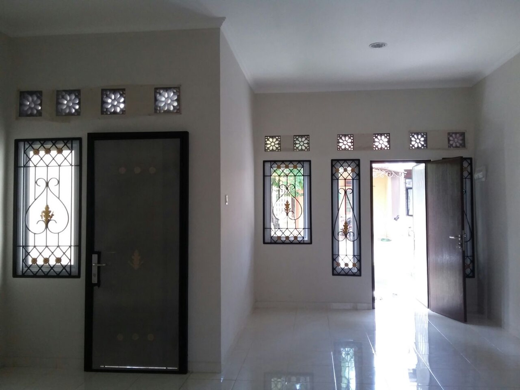 dijual cepat rumah cantik, murah, strategis, siap huni, Graha Raya Fedora III, Bintaro