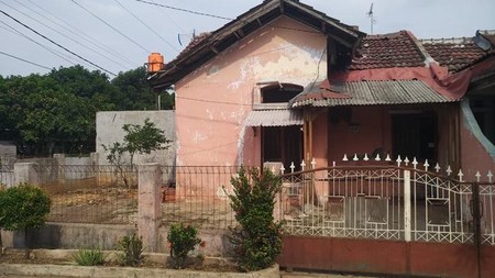 Dijual cepat rumah super murah hanya 500jt-an saja masih nego hanya dihargai tanahnya saja, strategis,di Mustika Jaya Taman Bumyagara Bekasi