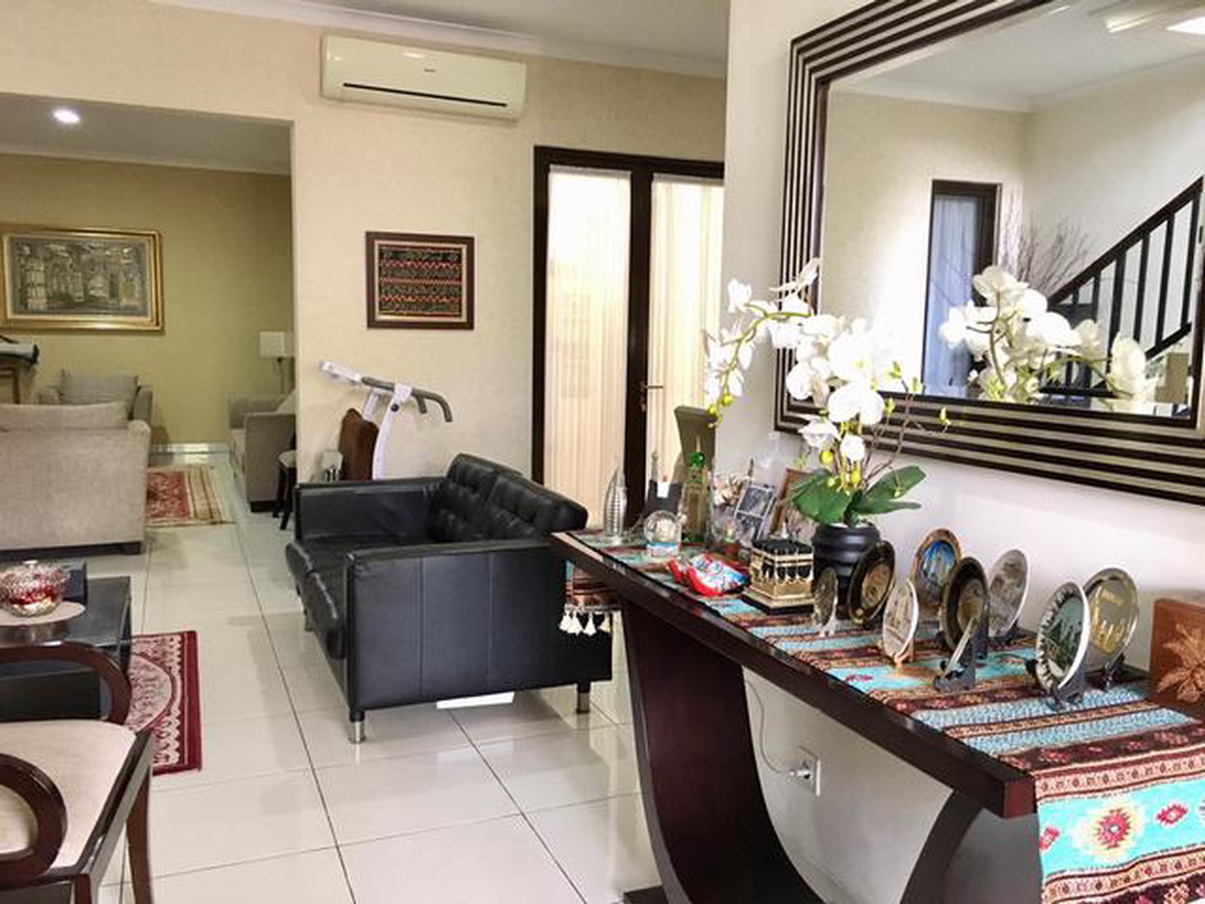 dijual cepat rumah shm.pembayaran bisa kpr, di anthea puspitaloka bsd city, siap huni