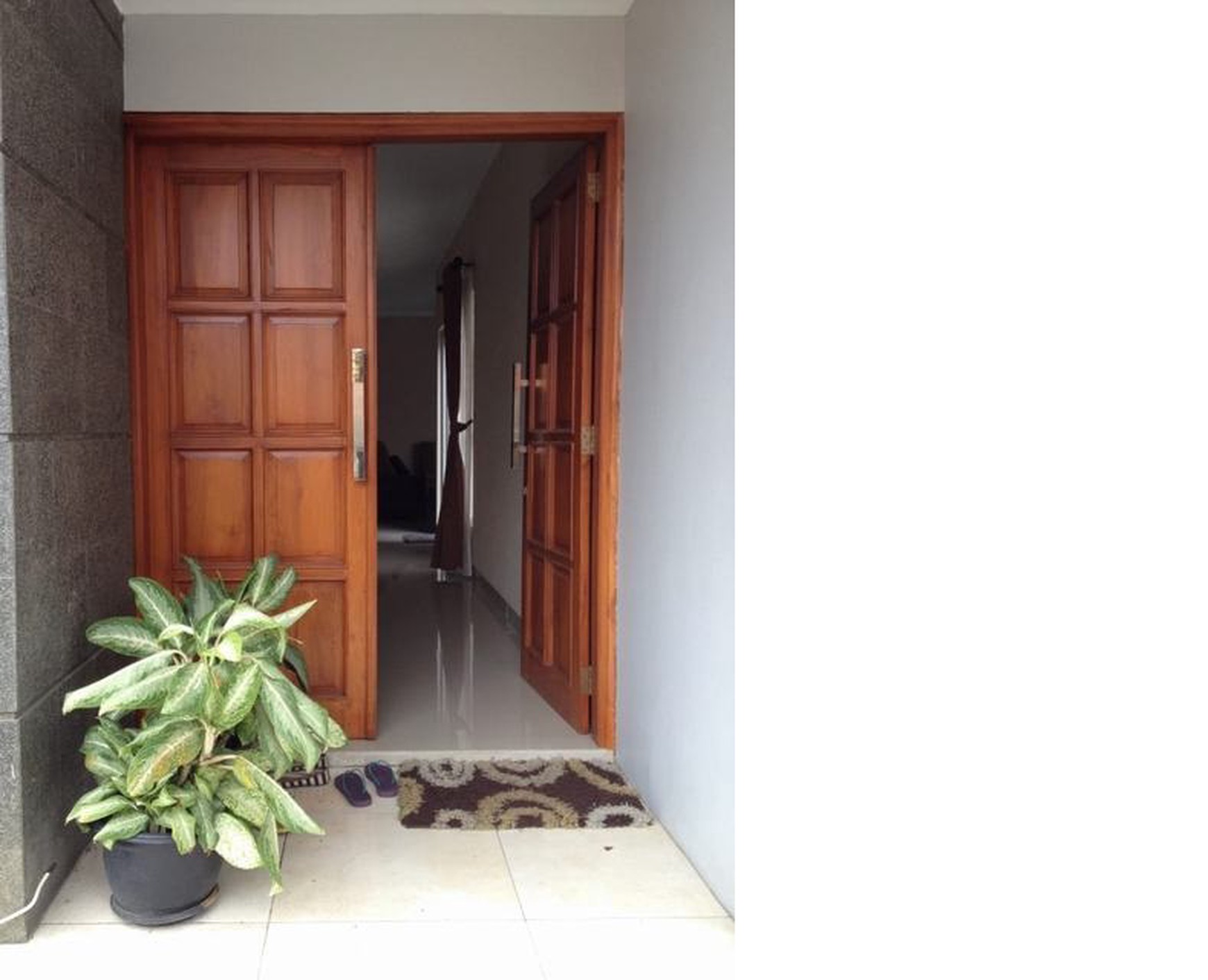 dijual cepat rumah strategis, kondisi bagus murah nego siap huni Komp. Guruminda, Cisaratan Kulon Bandung Jawa Barat