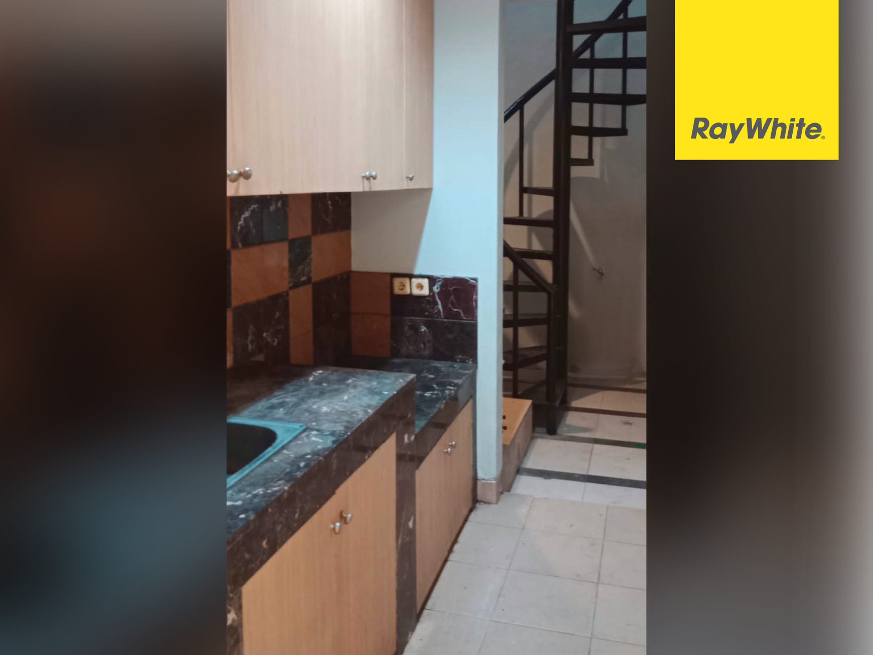 Rumah Cantik di Kota wisata