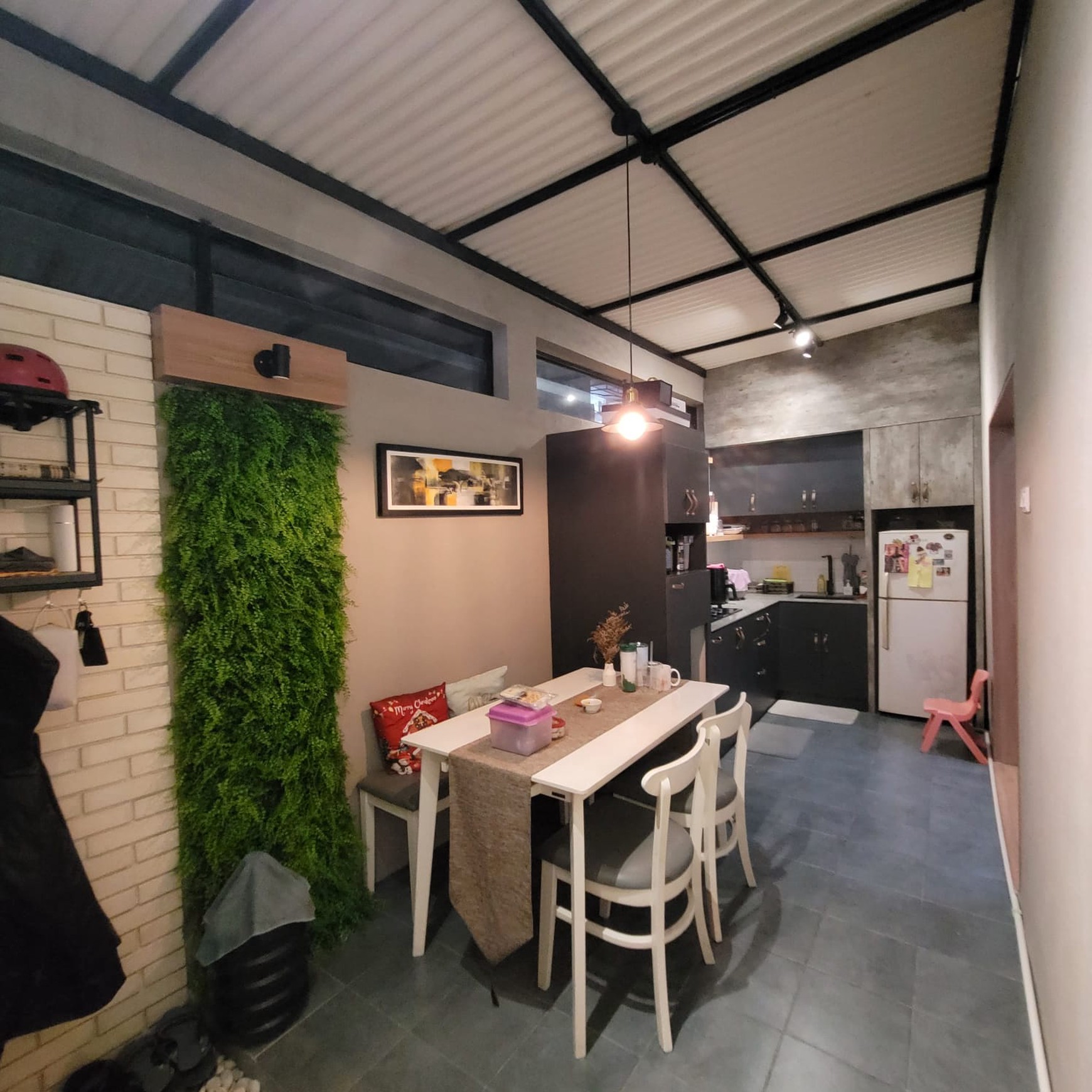 Rumah Cantik 1½ Minimalis Kondisi Siap Huni dan Strategis @Pamulang