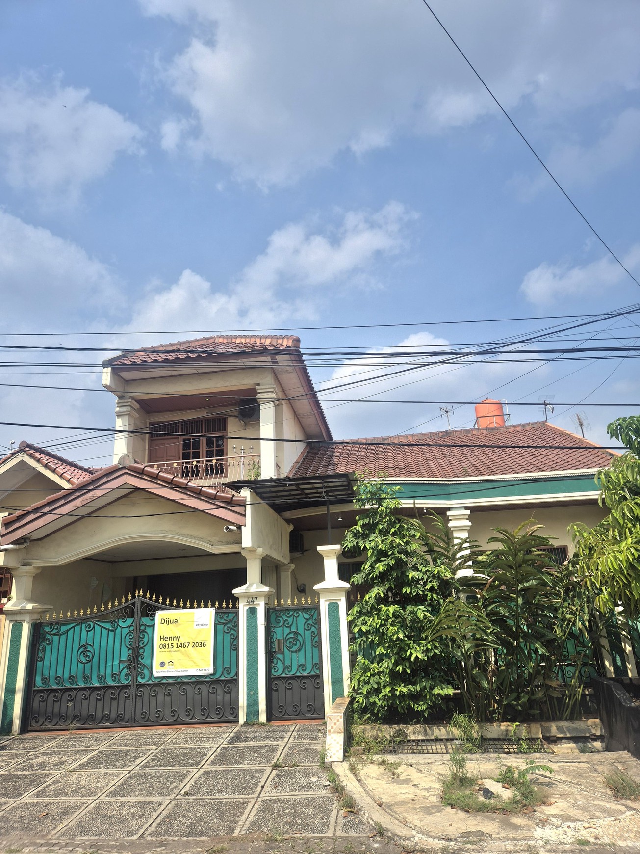 Dijual Rumah Dalam Perumahan dan Lokasi Strategis @Ciputat