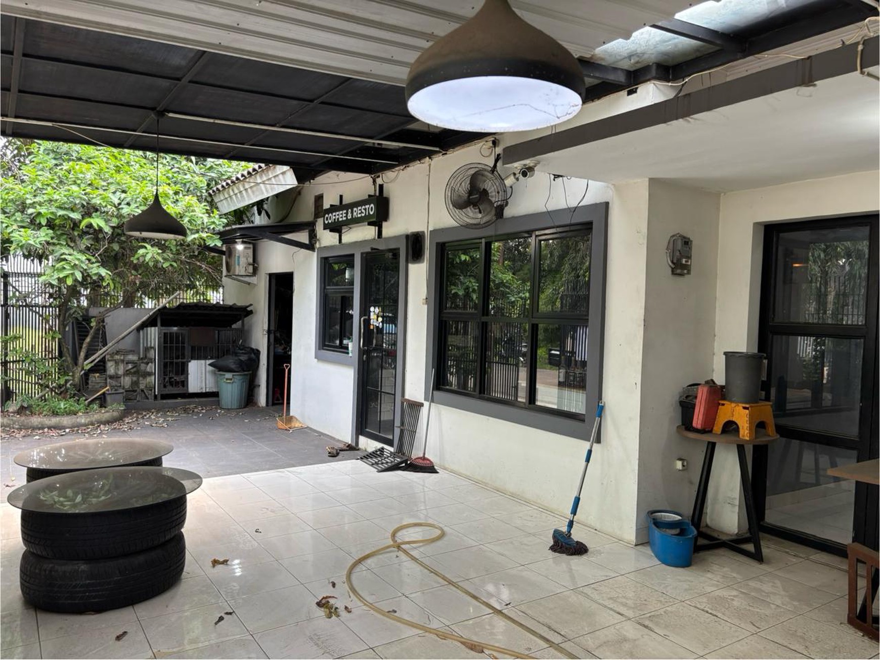 Dijual Rumah Pinggir Jalan Nusa Loka BSD, cocok untuk usaha!