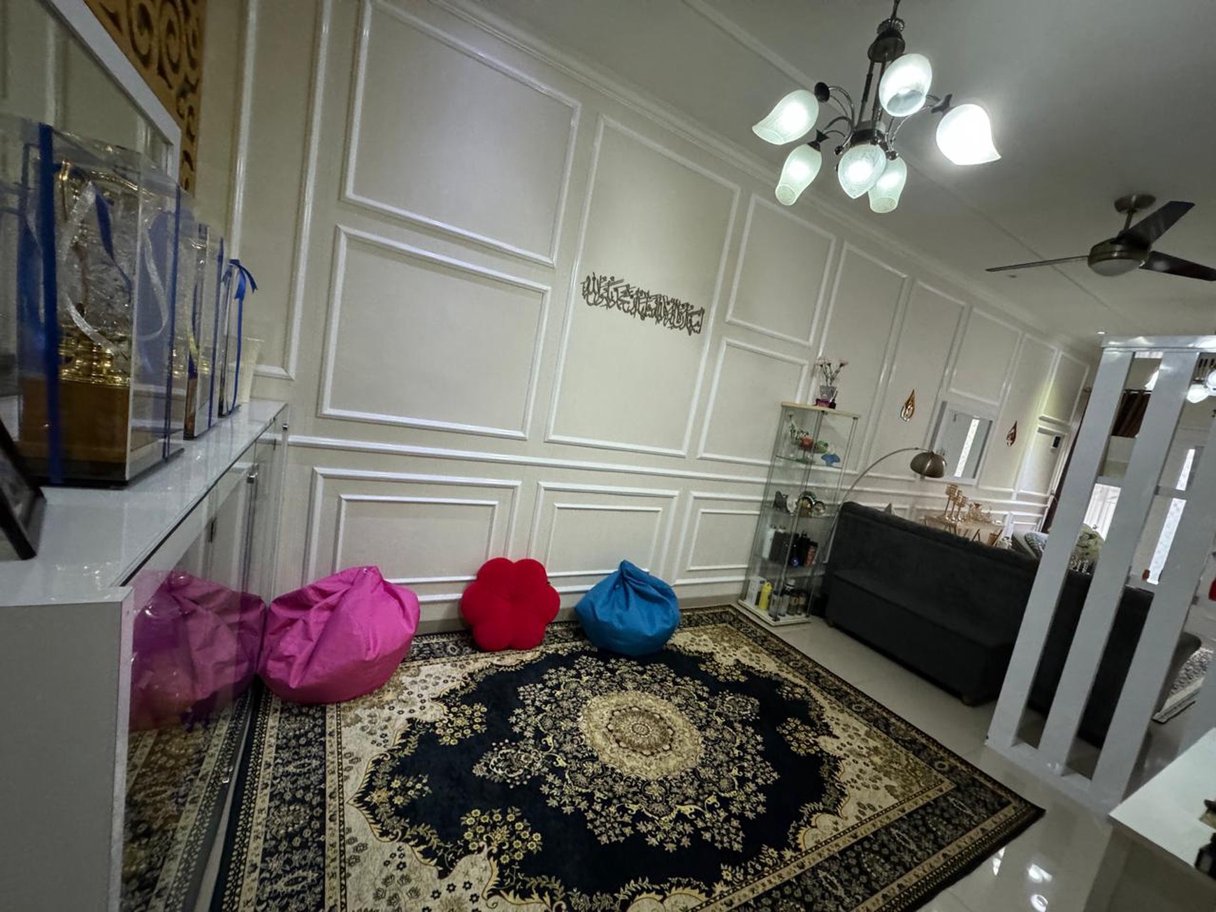 Rumah 2 Lantai SHM Siap Huni + Rooftop @Graha Bunga