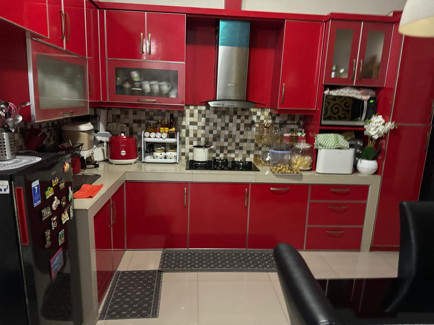 Rumah 2 Lantai SHM Siap Huni + Rooftop @Graha Bunga