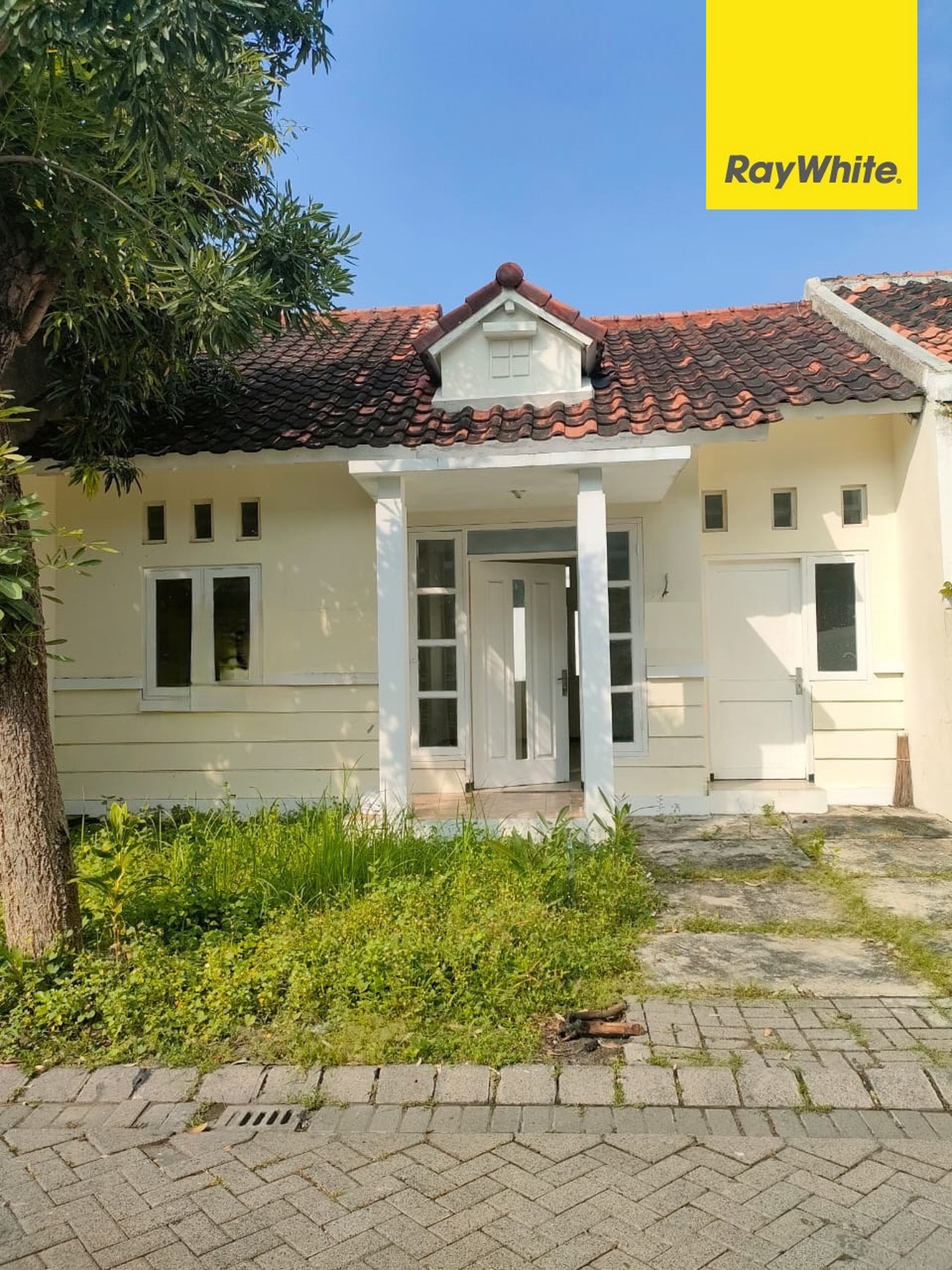 Dijual Rumah SHM di Bukit Palma Surabaya Barat
