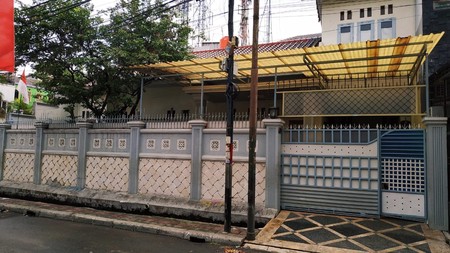 Dijual rumah di Johar Baru