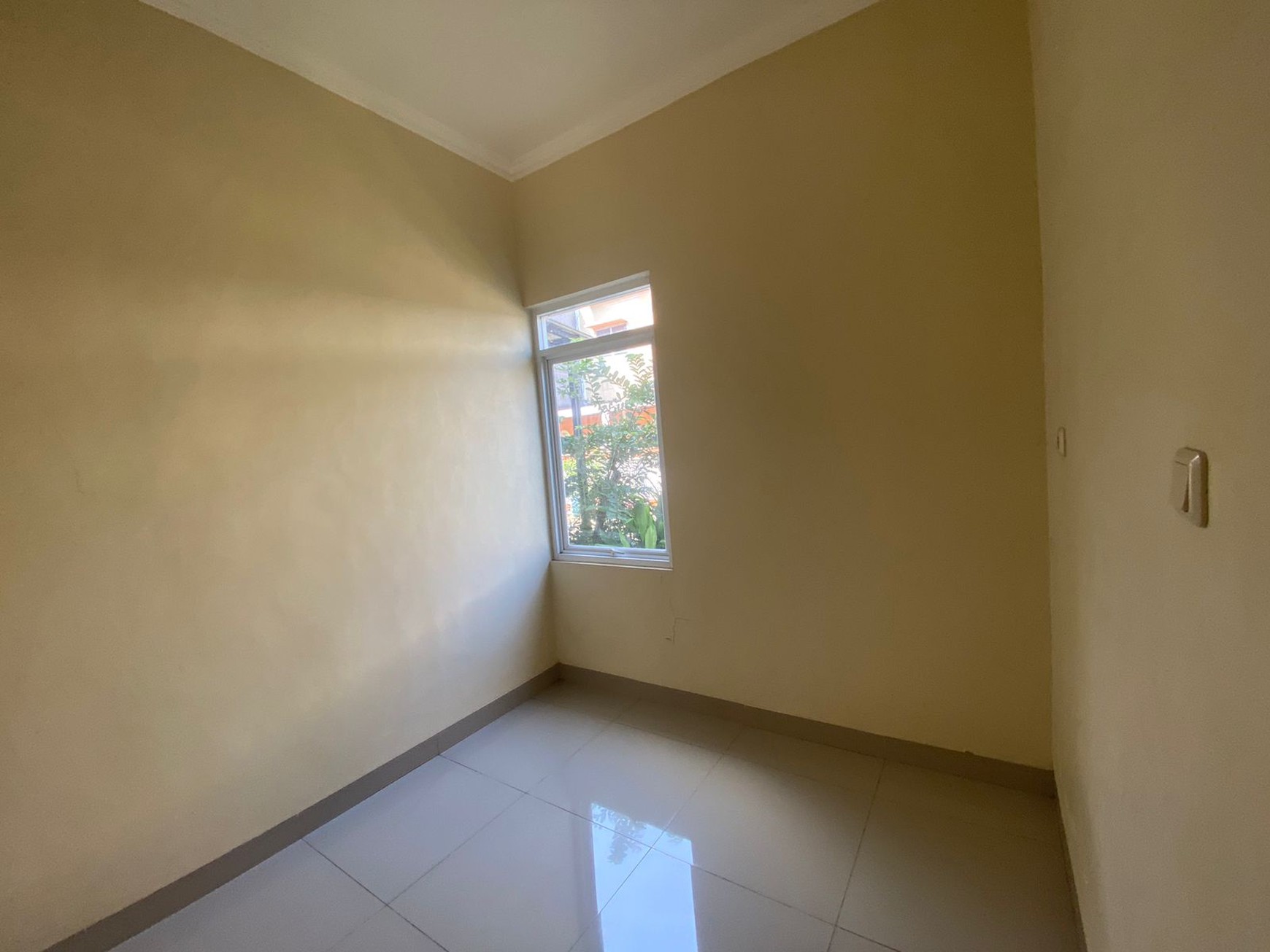 RUMAH MINIMALIS DAN STRATEGIS DI KRANGGAN, BEKASI