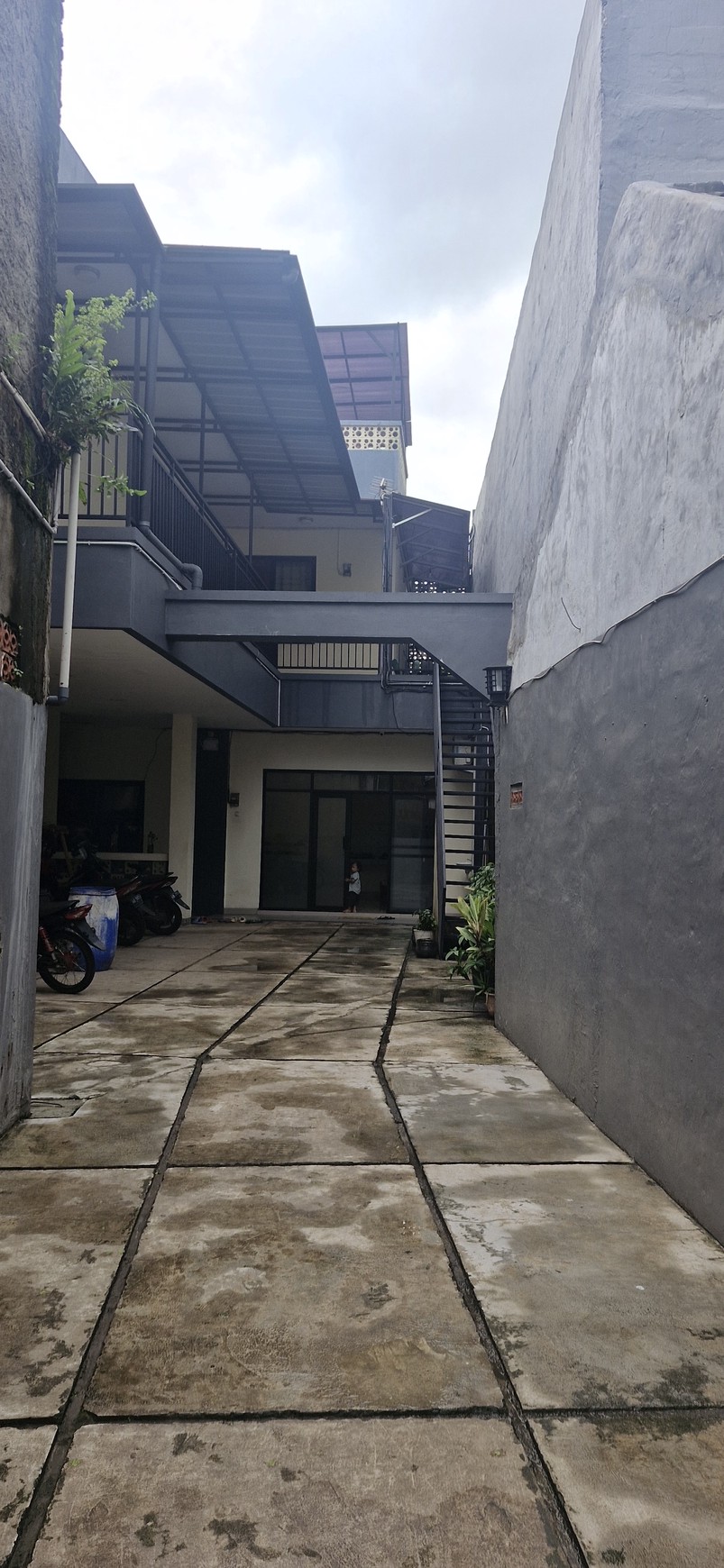 Rumah Kost Putri 32 Kamar - Brand New Seberang Mall Ciputra Cibubur 