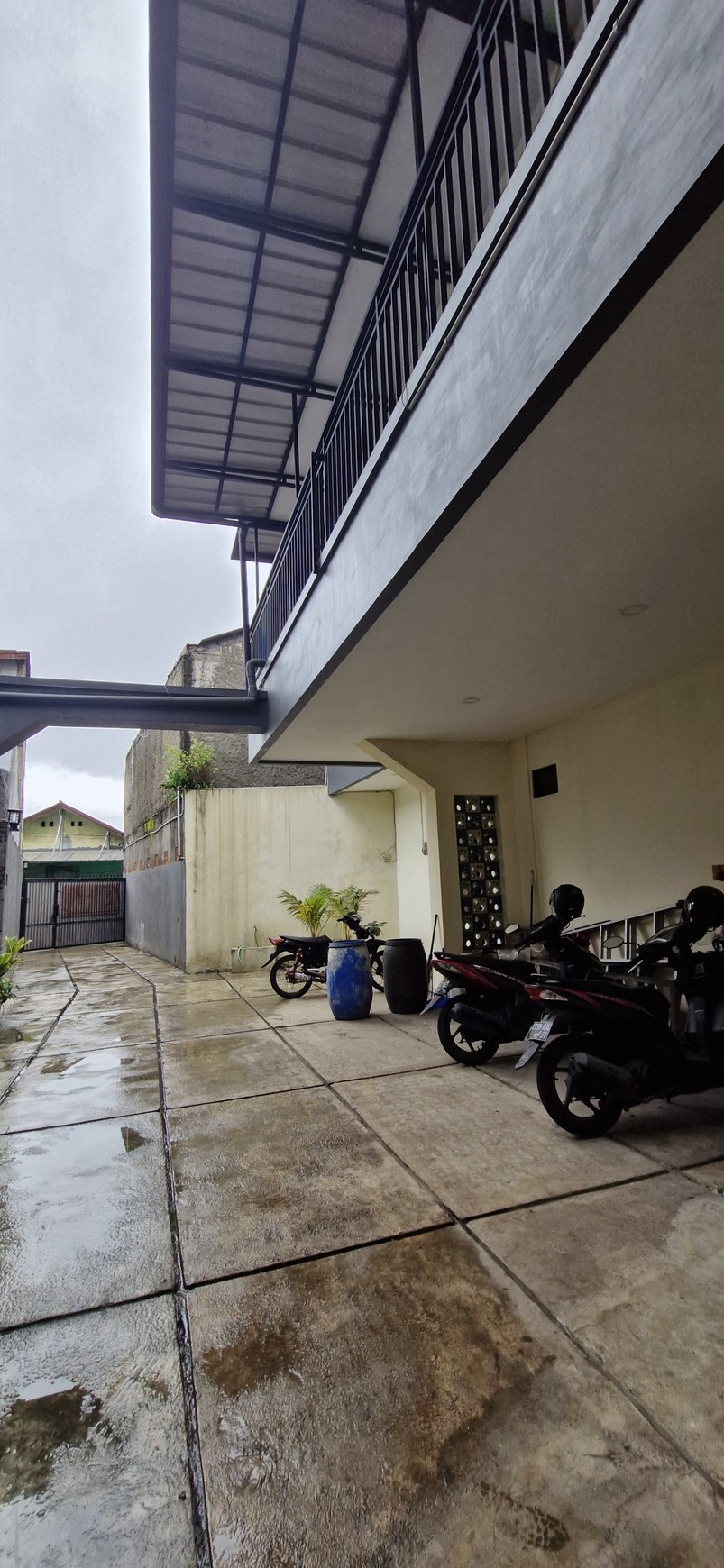 Rumah Kost Putri 32 Kamar - Brand New Seberang Mall Ciputra Cibubur 