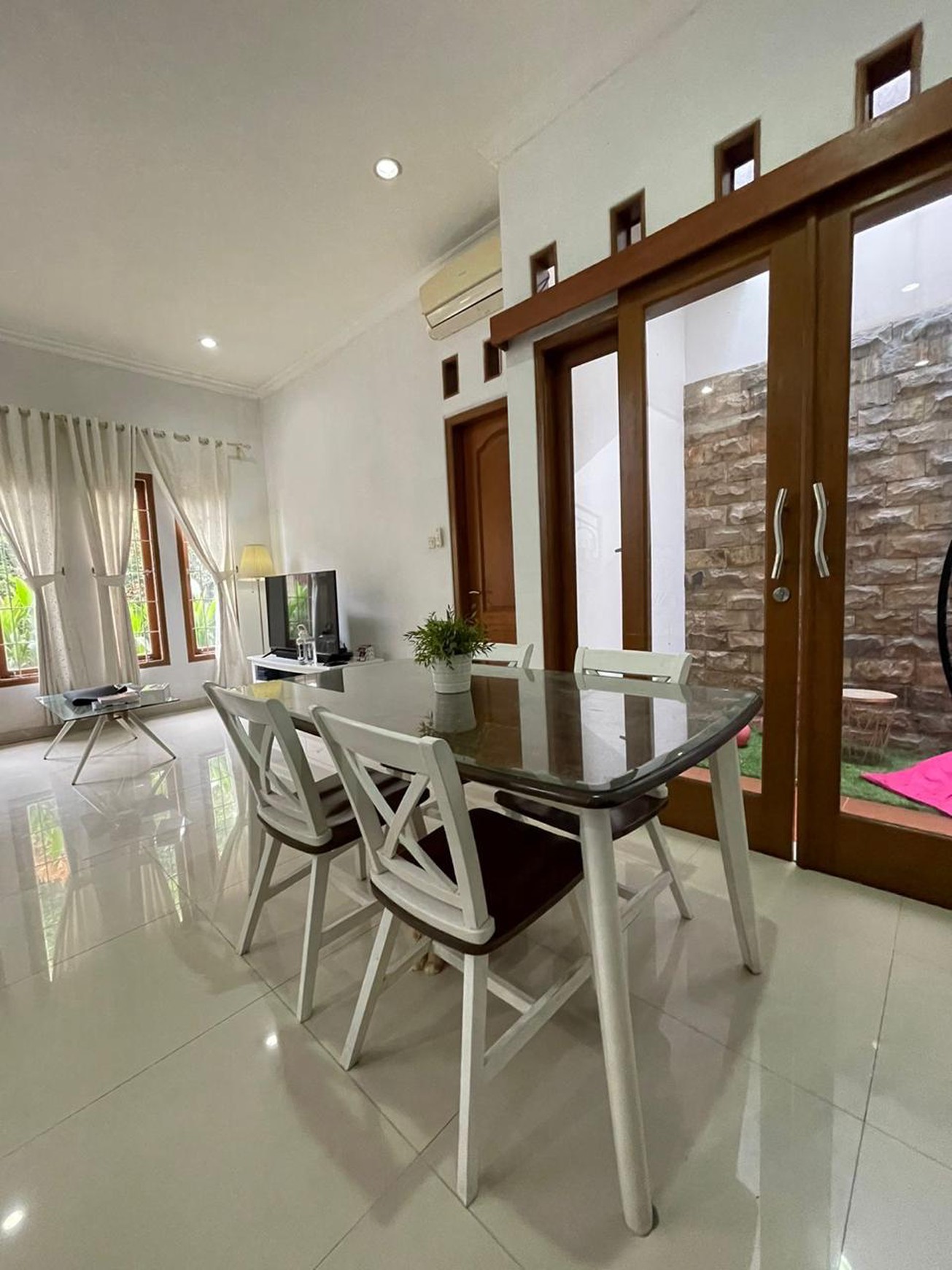Dijual Rumah Cantik Siap Huni - Alamanda Kebagusan Residence, Jakarta Selatan