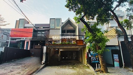 Ruko 3 Lantai di Pusat Kuliner Tebet Timur - Siap Pakai untuk Restoran!