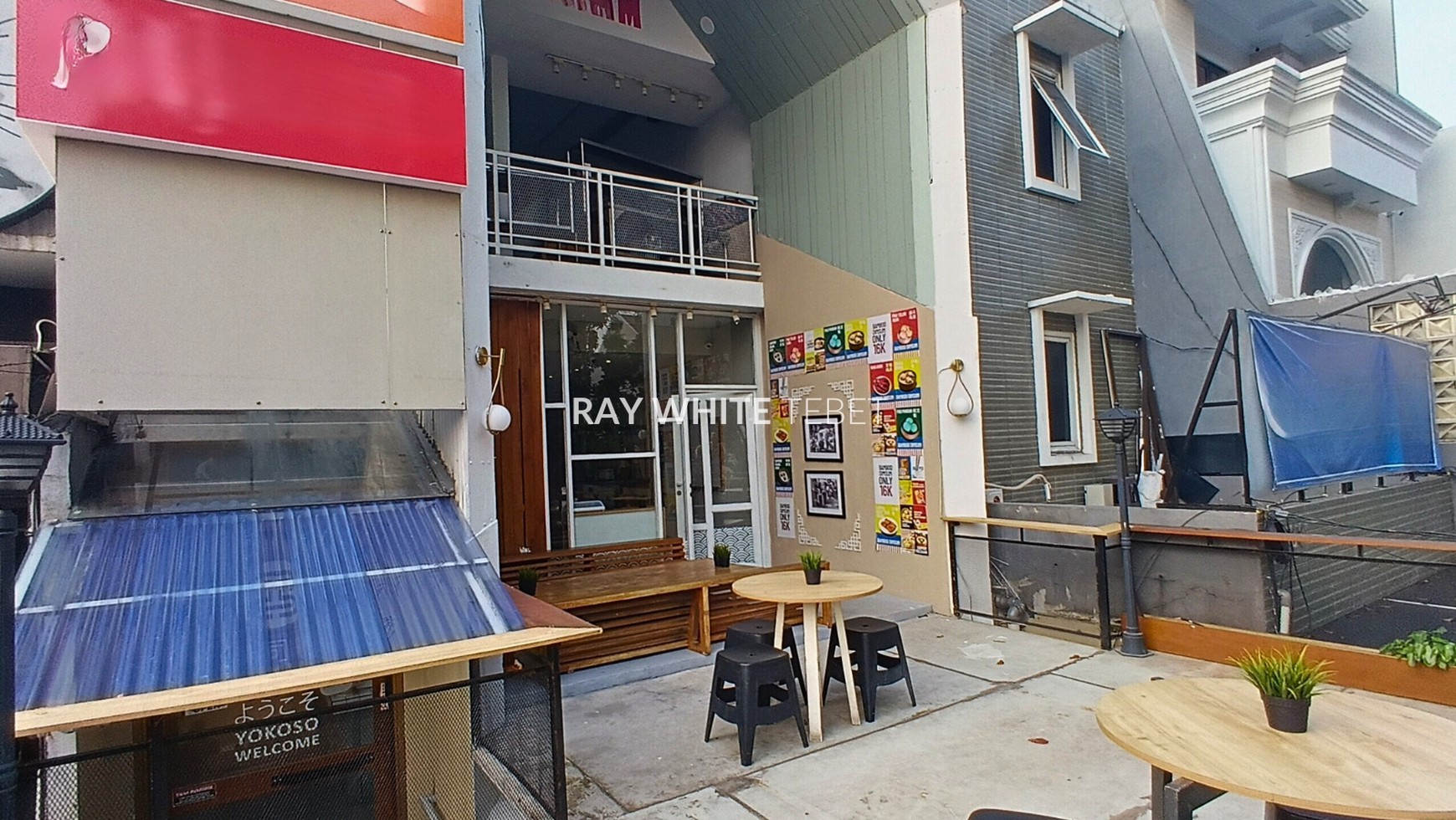 Ruko 3 Lantai di Pusat Kuliner Tebet Timur - Siap Pakai untuk Restoran!
