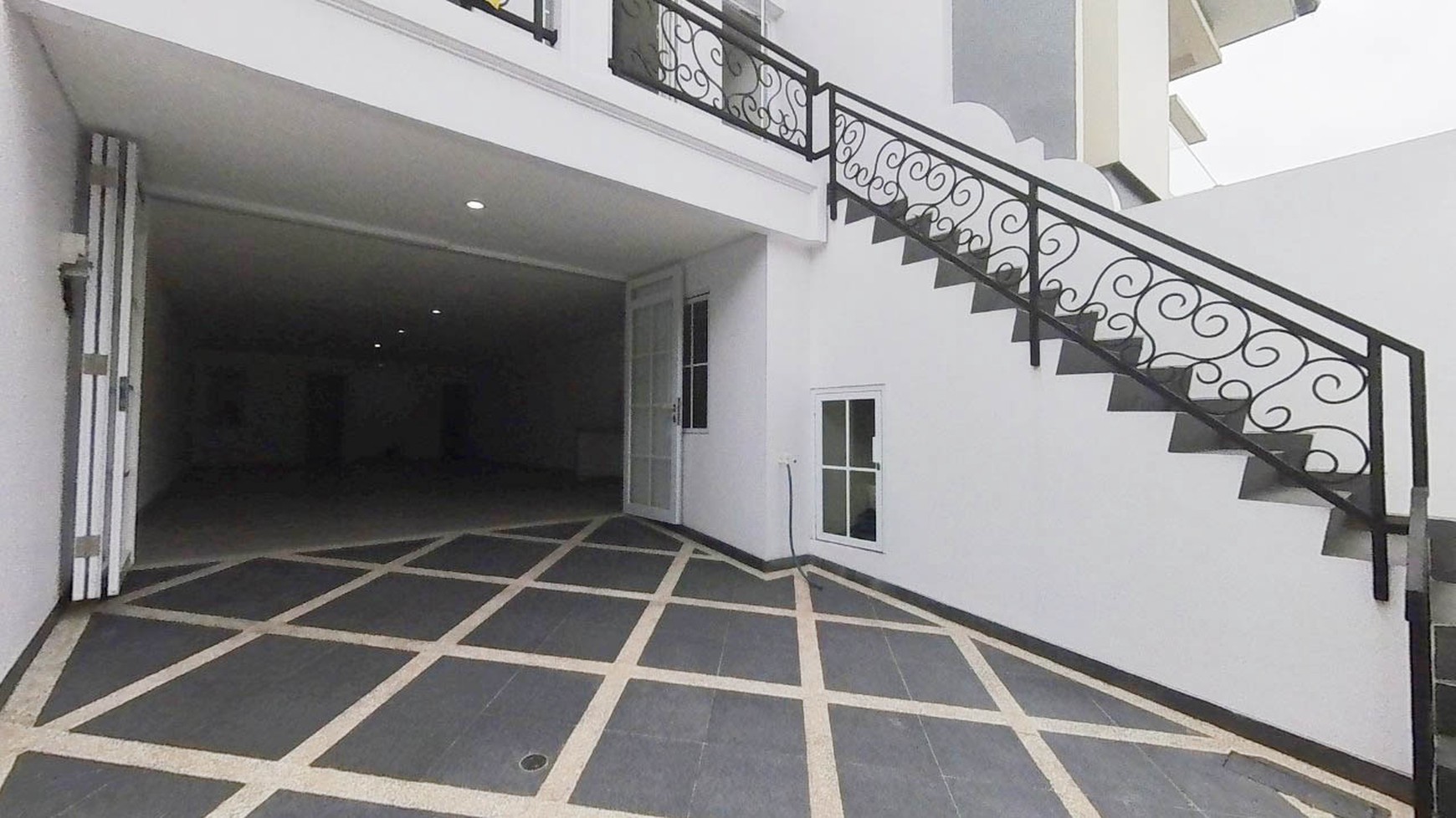 Rumah Lux Brand New Dalam Cluster di Pelangi Hijau, The Gading Residence, Kelapa Gading