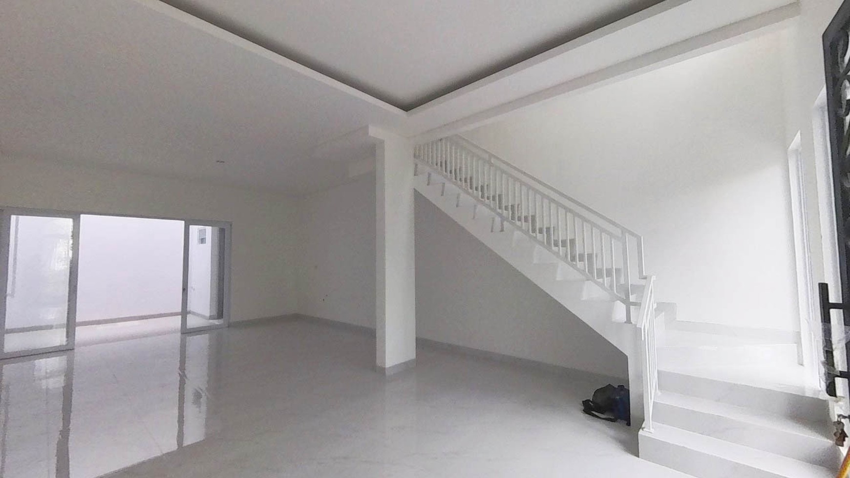 Rumah Lux Brand New Dalam Cluster di Pelangi Hijau, The Gading Residence, Kelapa Gading
