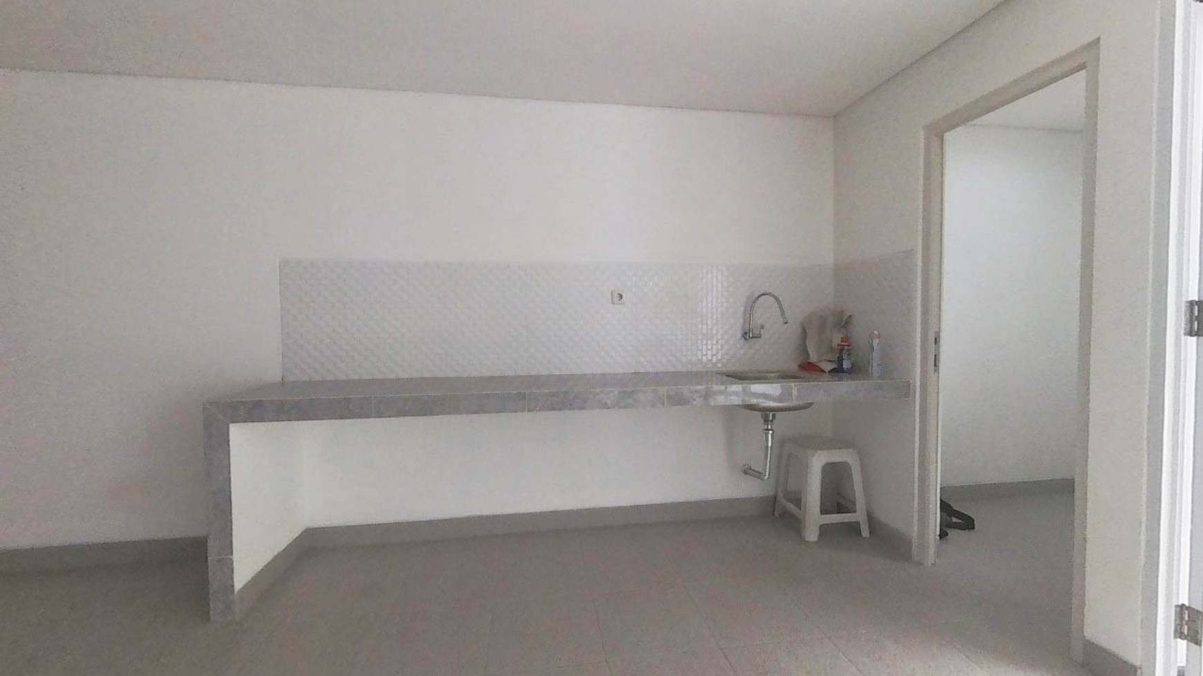 Rumah Lux Brand New Dalam Cluster di Pelangi Hijau, The Gading Residence, Kelapa Gading