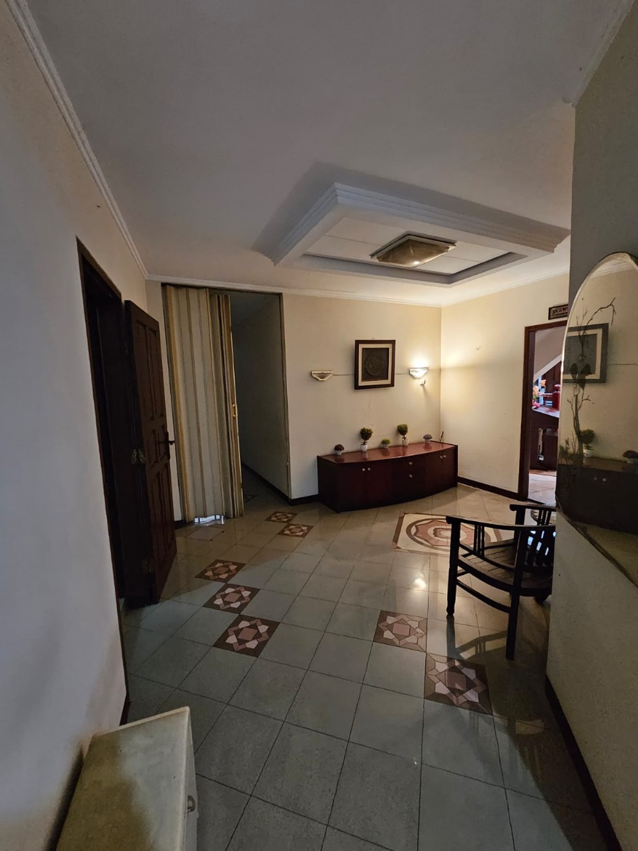 Rumah 2 Lantai, Halaman Asri Siap Huni di H Sidup Rempoa