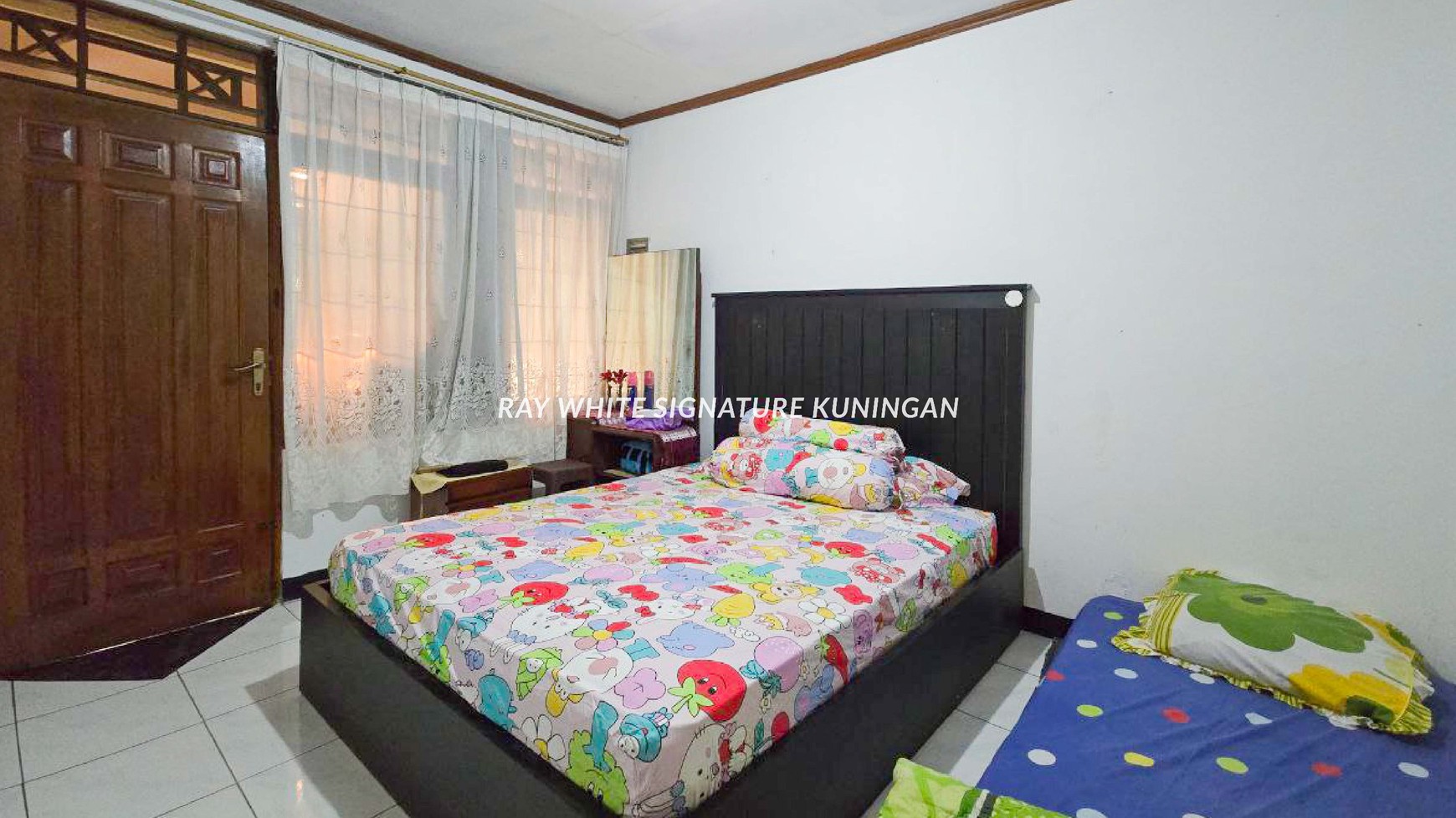 Rumah Lama Hijau dan Asri 2 Lantai di Bendungan Hilir Cocok Untuk Hunian atau Kost