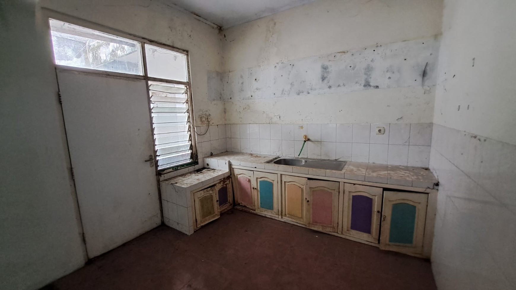 Rumah dengan Luas Tanah 357 Meter Persegi Lokasi Dekat dari Jalan Kaliurang 