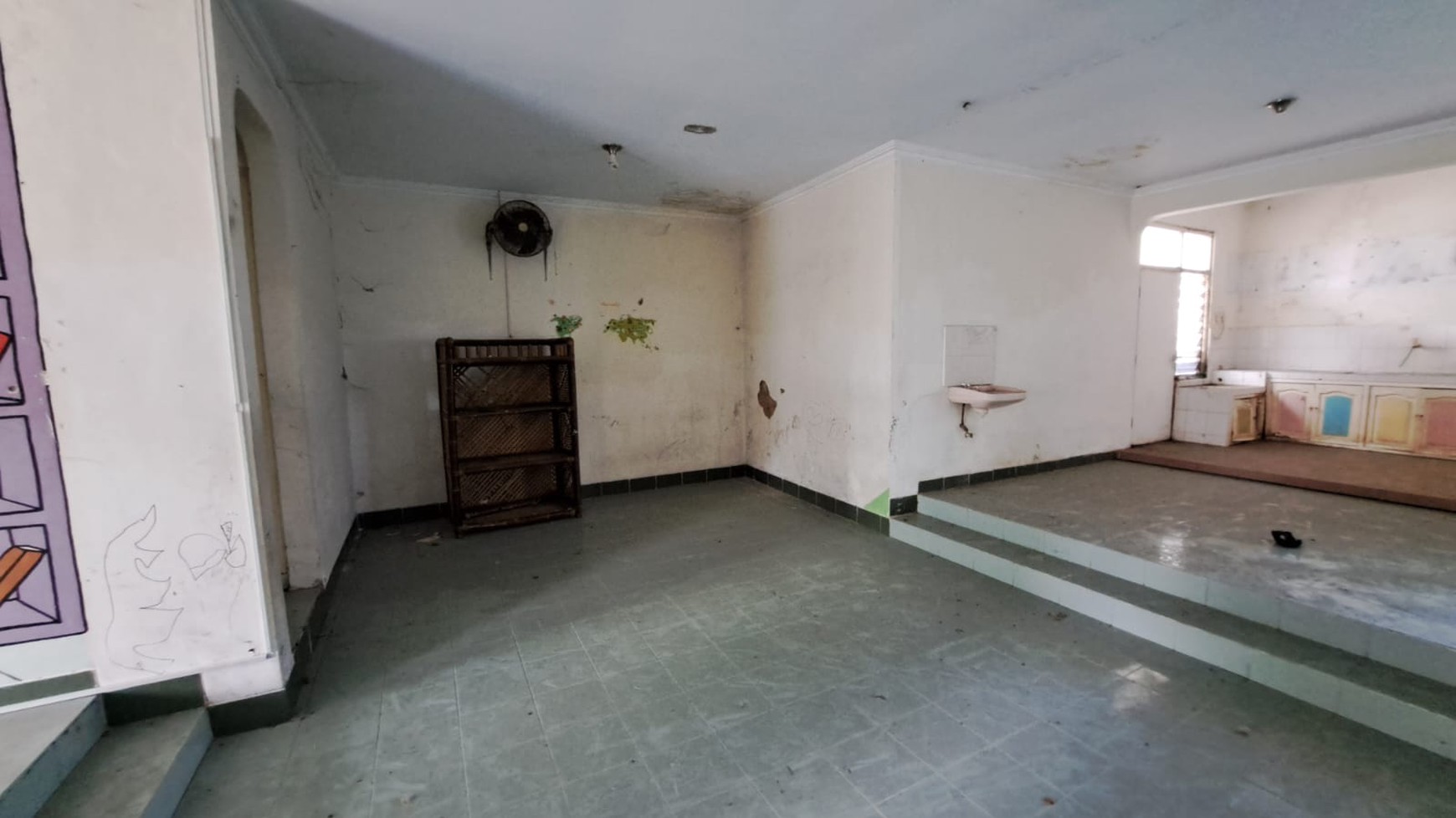 Rumah dengan Luas Tanah 357 Meter Persegi Lokasi Dekat dari Jalan Kaliurang 