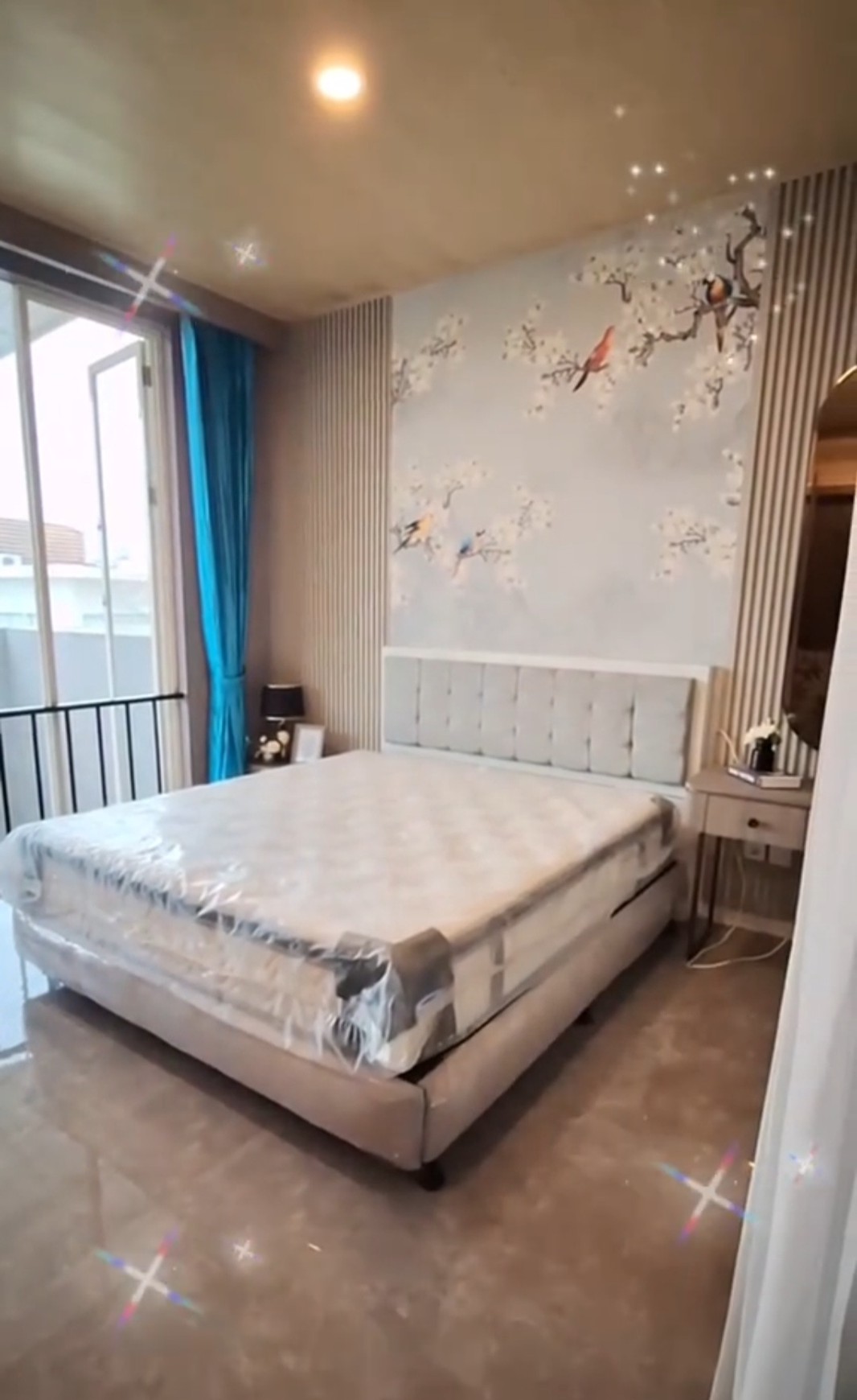 Dijual Rumah Pakuwon Indah Ritz Embassy Full Furnished Modern Mewah Dekat Citraland, Graha Family, Pakuwon Mall