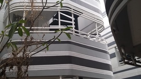 Rumah Kost berkonsep Dormitory Anarta House at Vanya Park, BSD City.