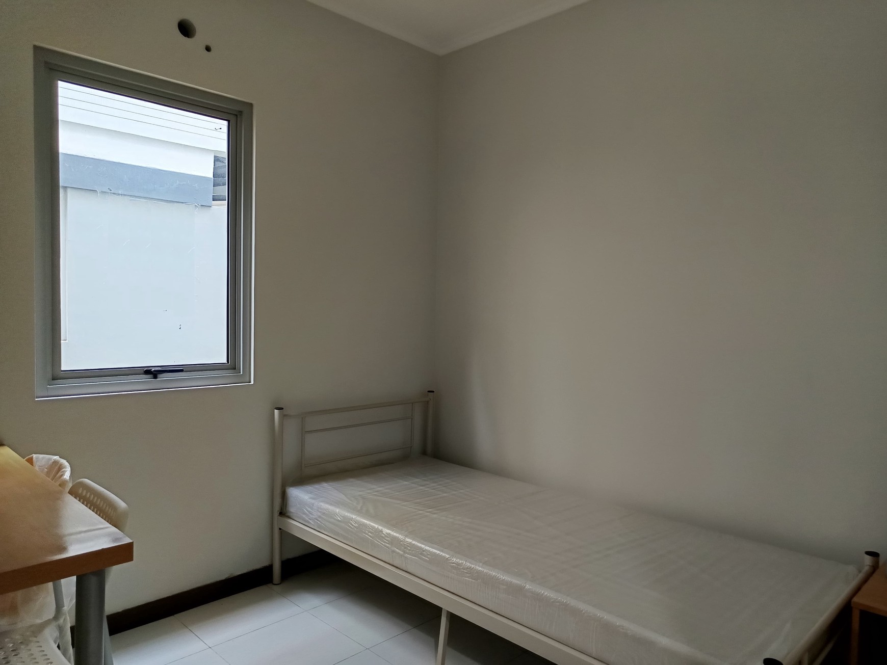 Rumah Kost berkonsep Dormitory Anarta House at Vanya Park, BSD City.