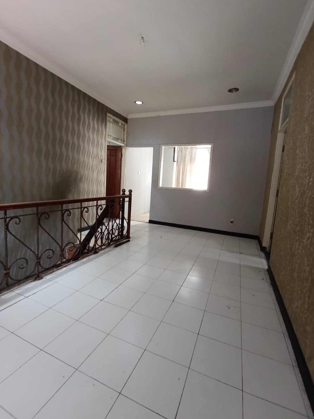 Di Sewakan Rumah tinggal siap huni lokasi di Bumi Pesanggrahan Mas Petukangan Selatan Jakarta Selatan