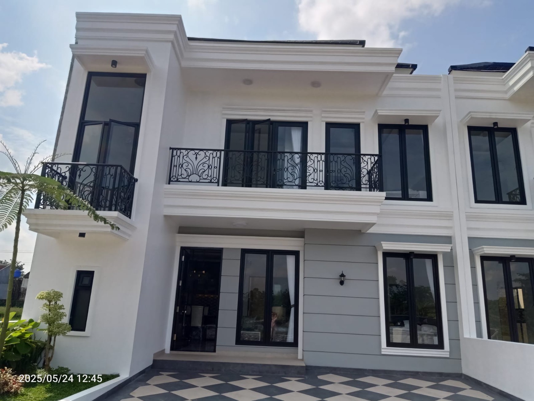 Rumah Dalam Perumahan Pesona Sleman City Pandowoharjo Sleman