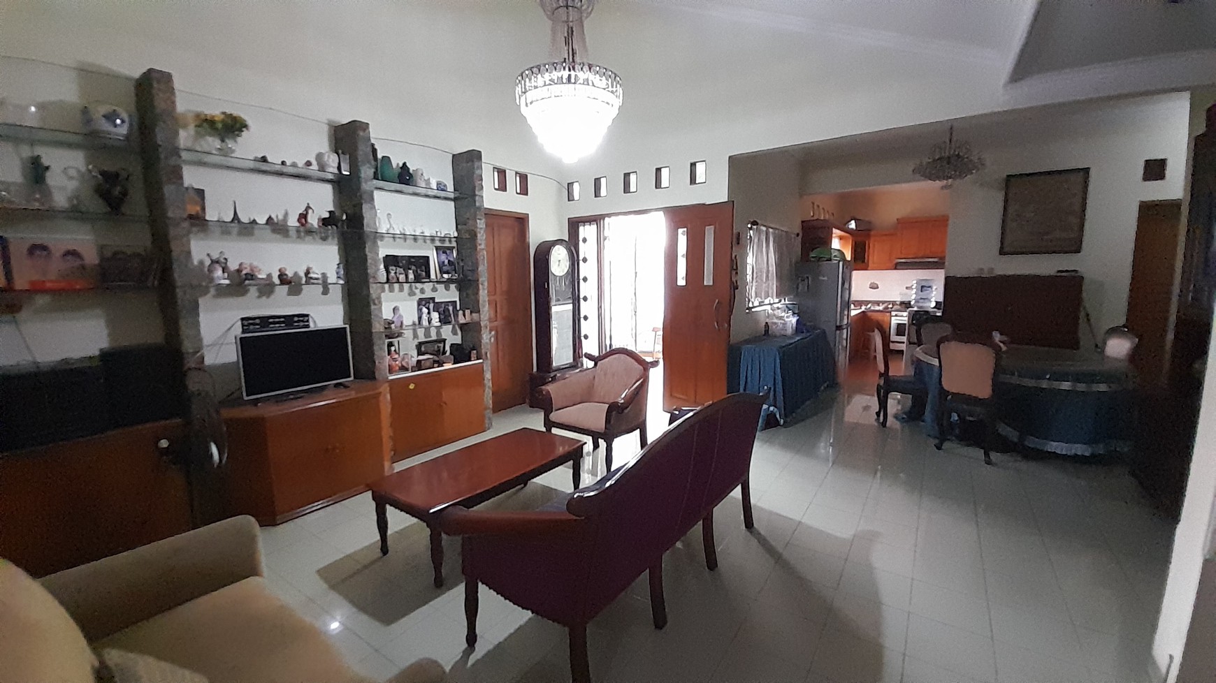 Rumah Asri di area Cimanggis, Depok