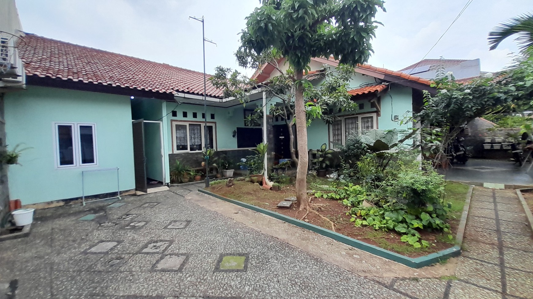 Rumah Asri di area Cimanggis, Depok