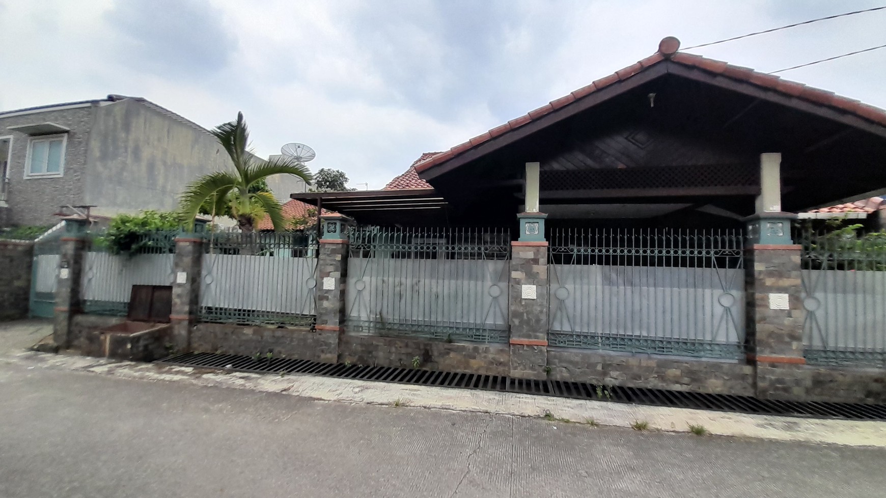 Rumah Asri di area Cimanggis, Depok